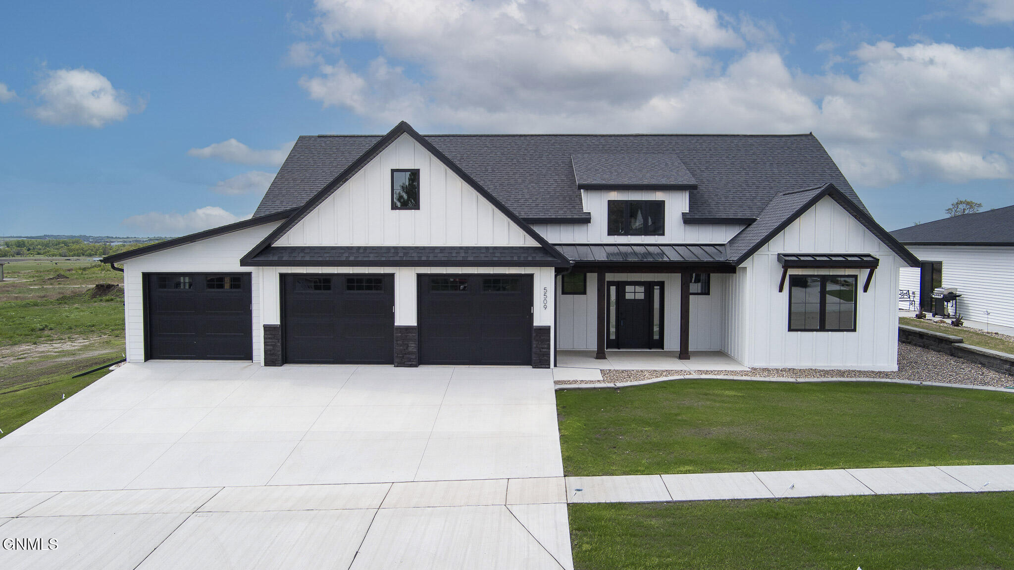 property viewer photo 46