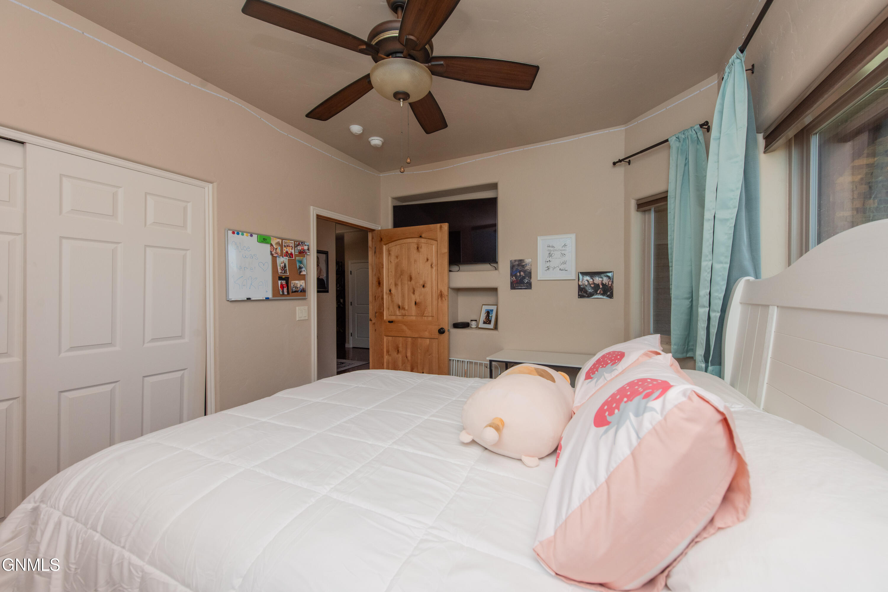 property viewer photo 16
