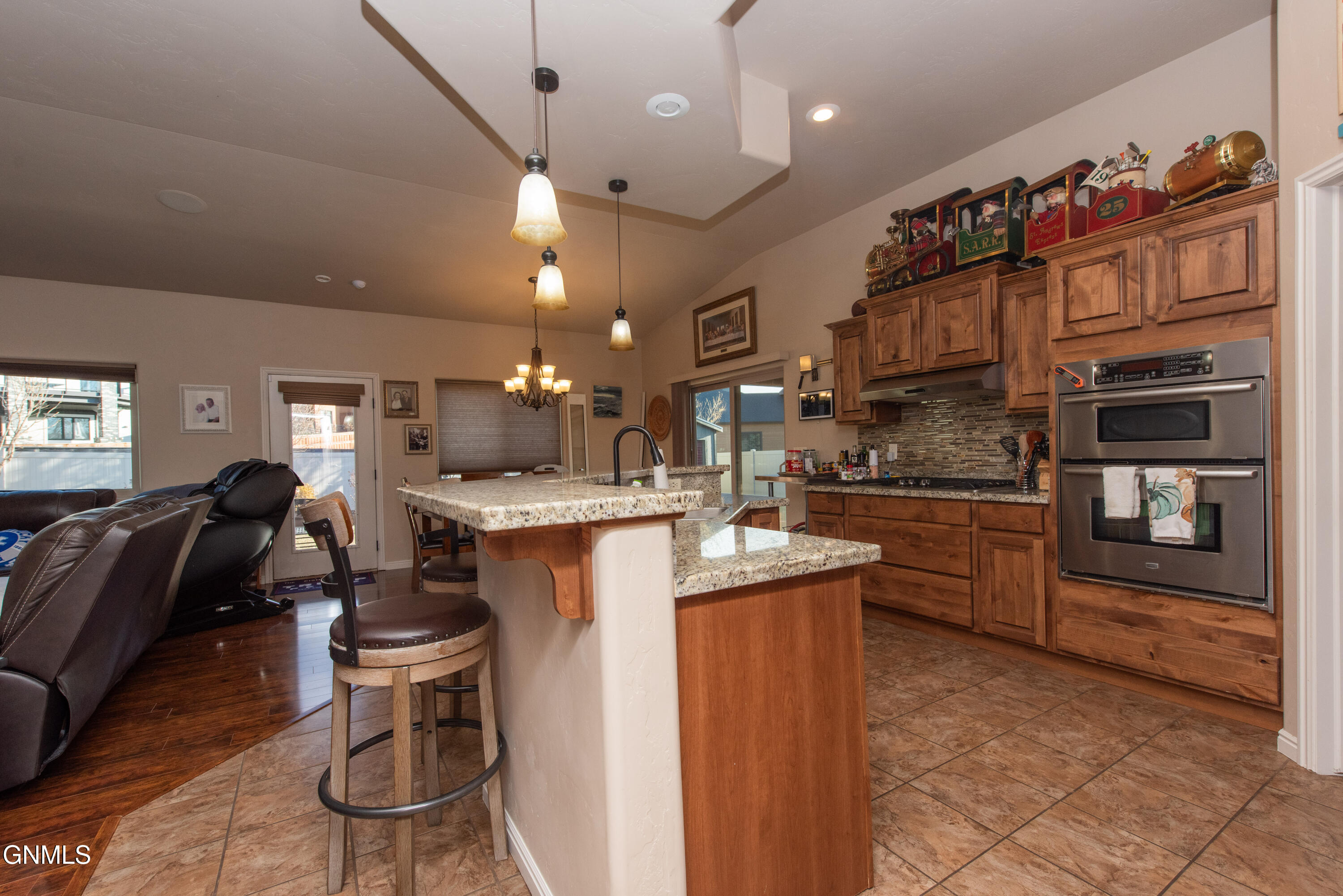 property viewer photo 22