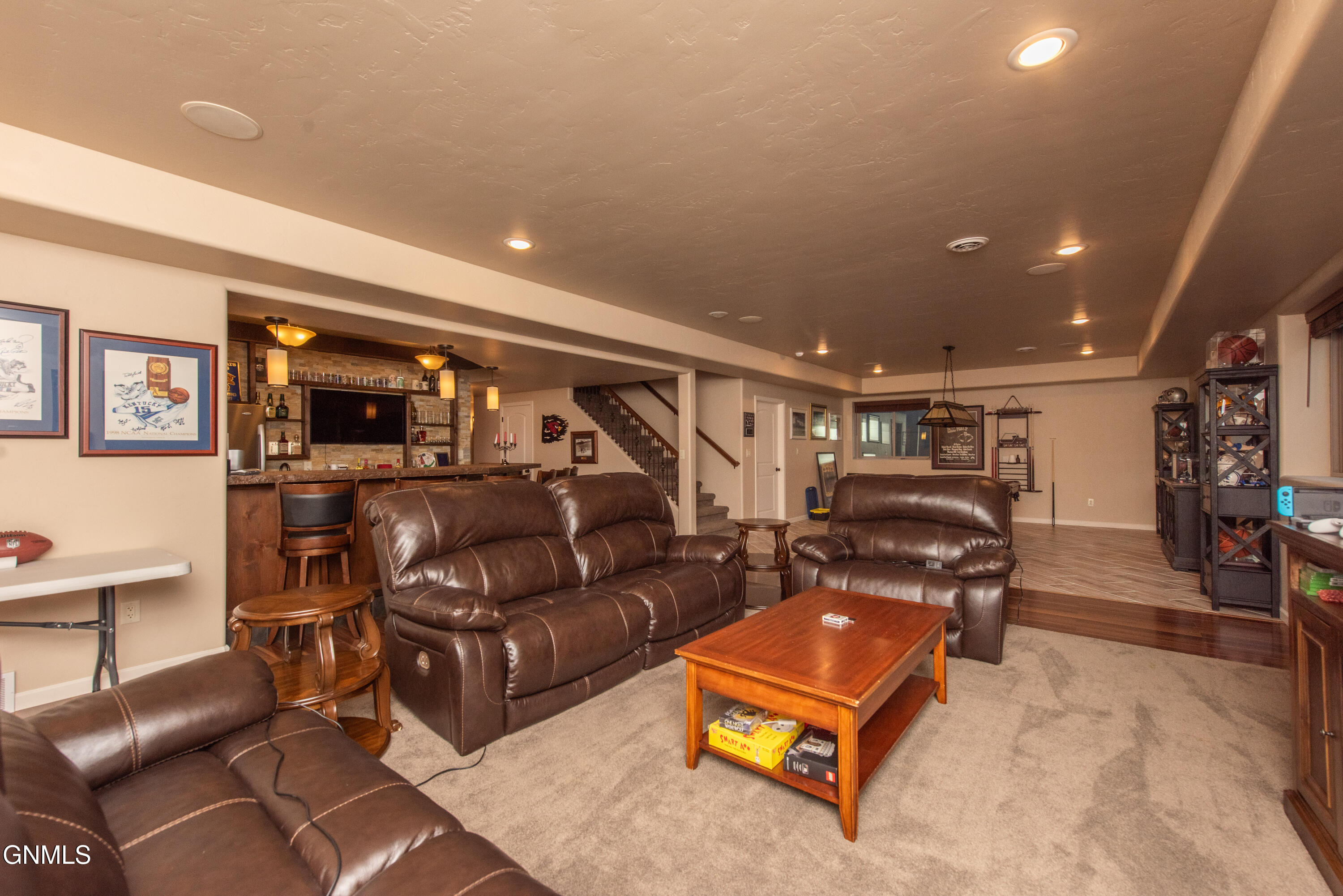 property viewer photo 61