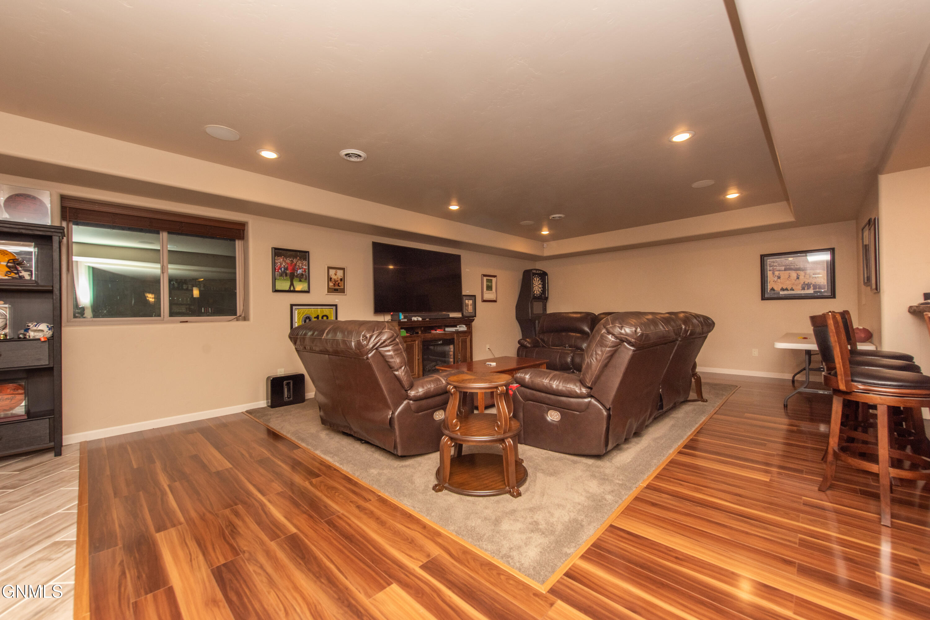property viewer photo 65