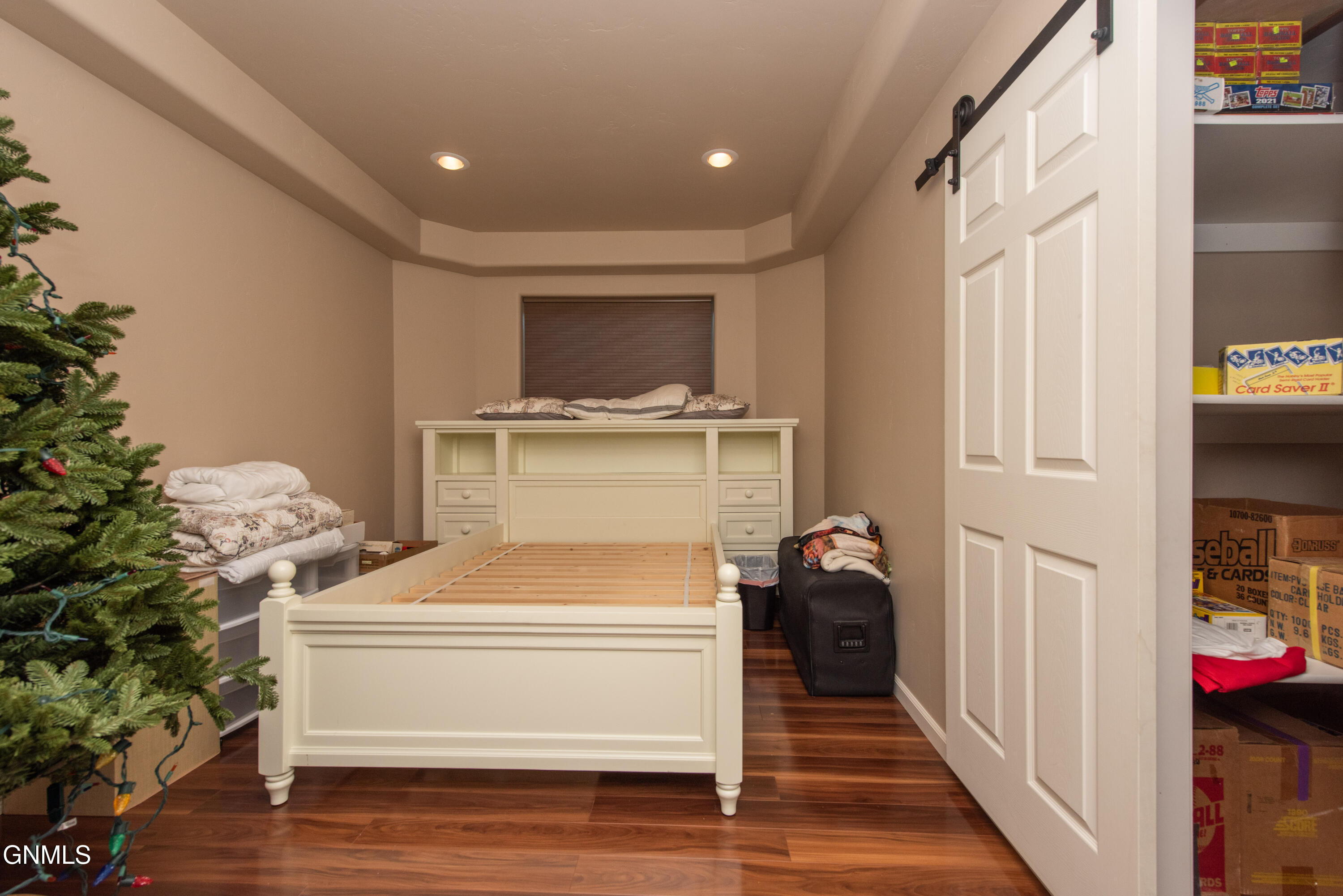 property viewer photo 71