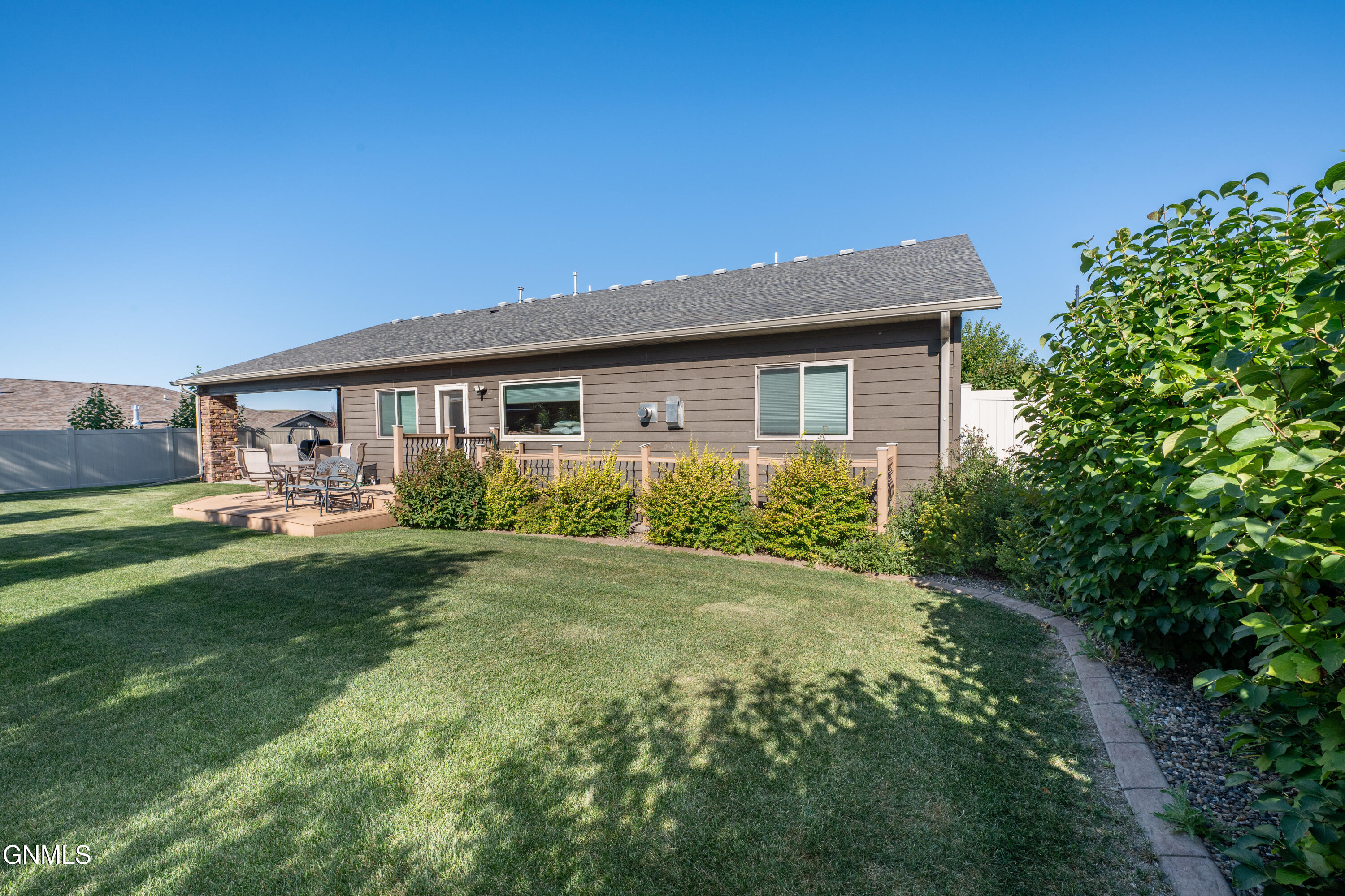 property viewer photo 79