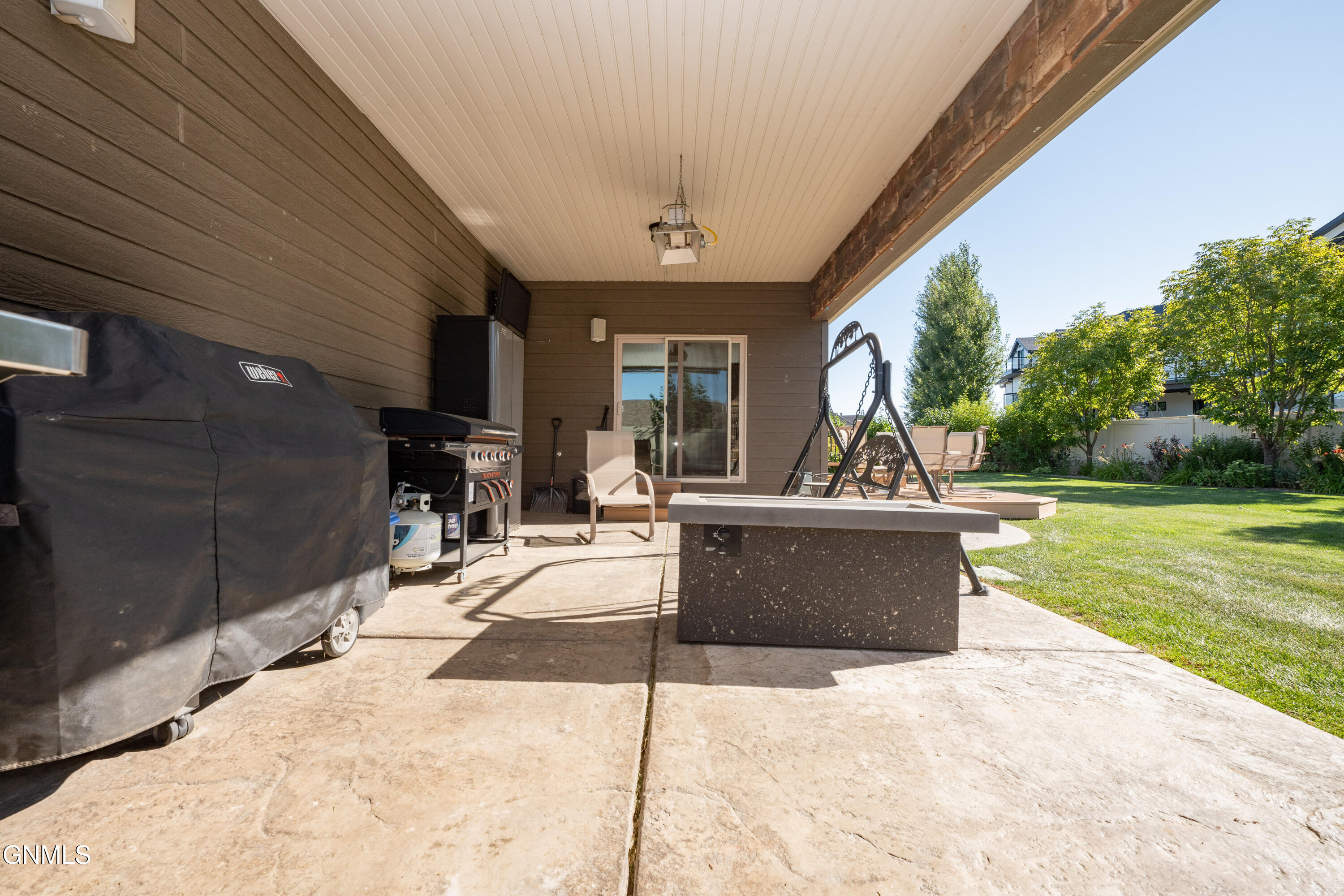 property viewer photo 8