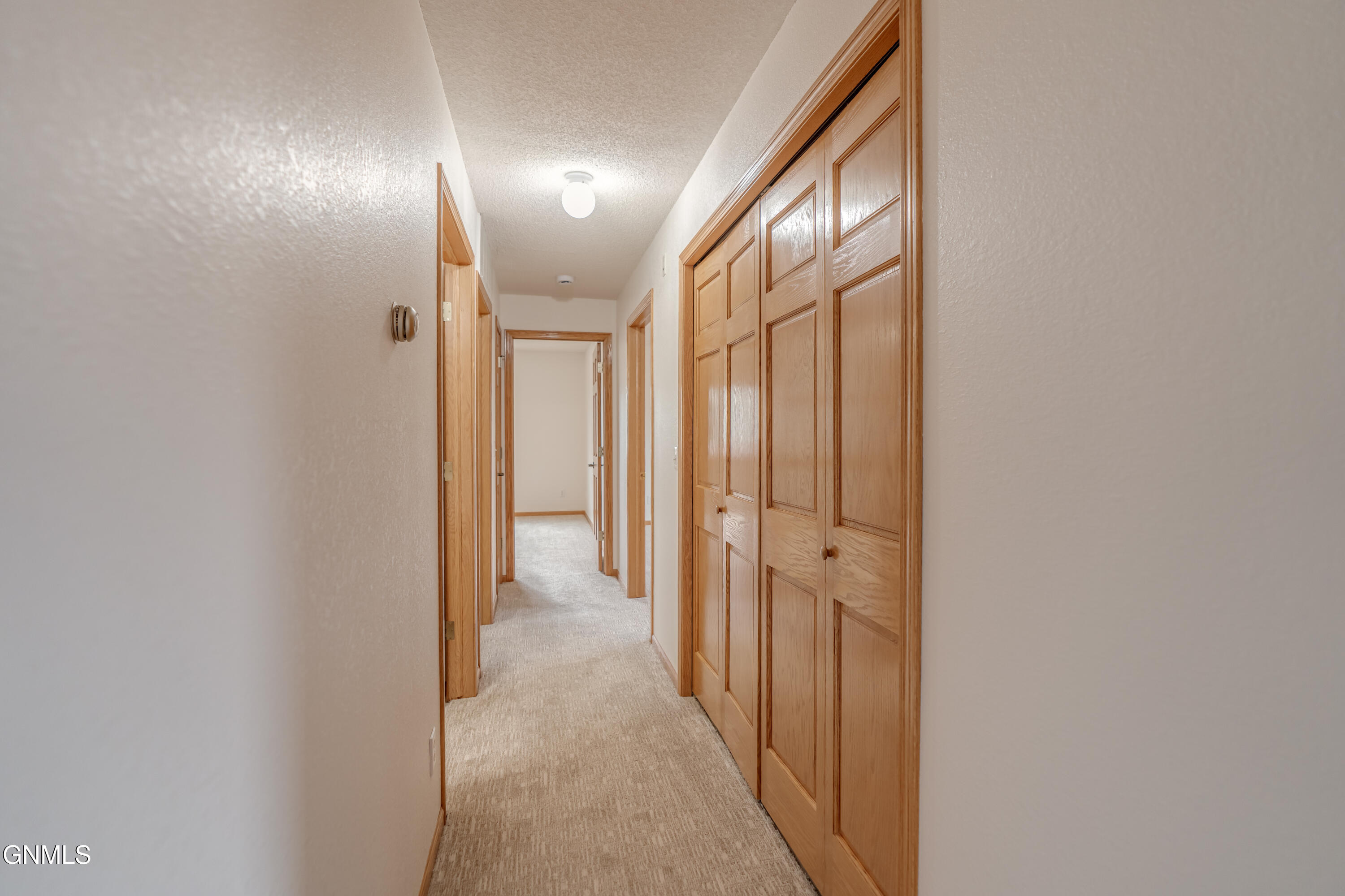 property viewer photo 12