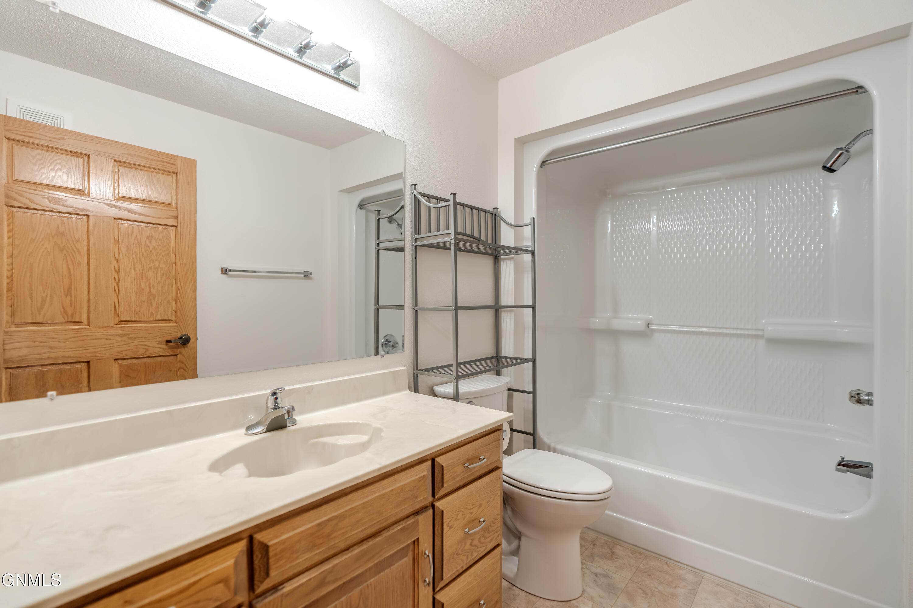 property viewer photo 14