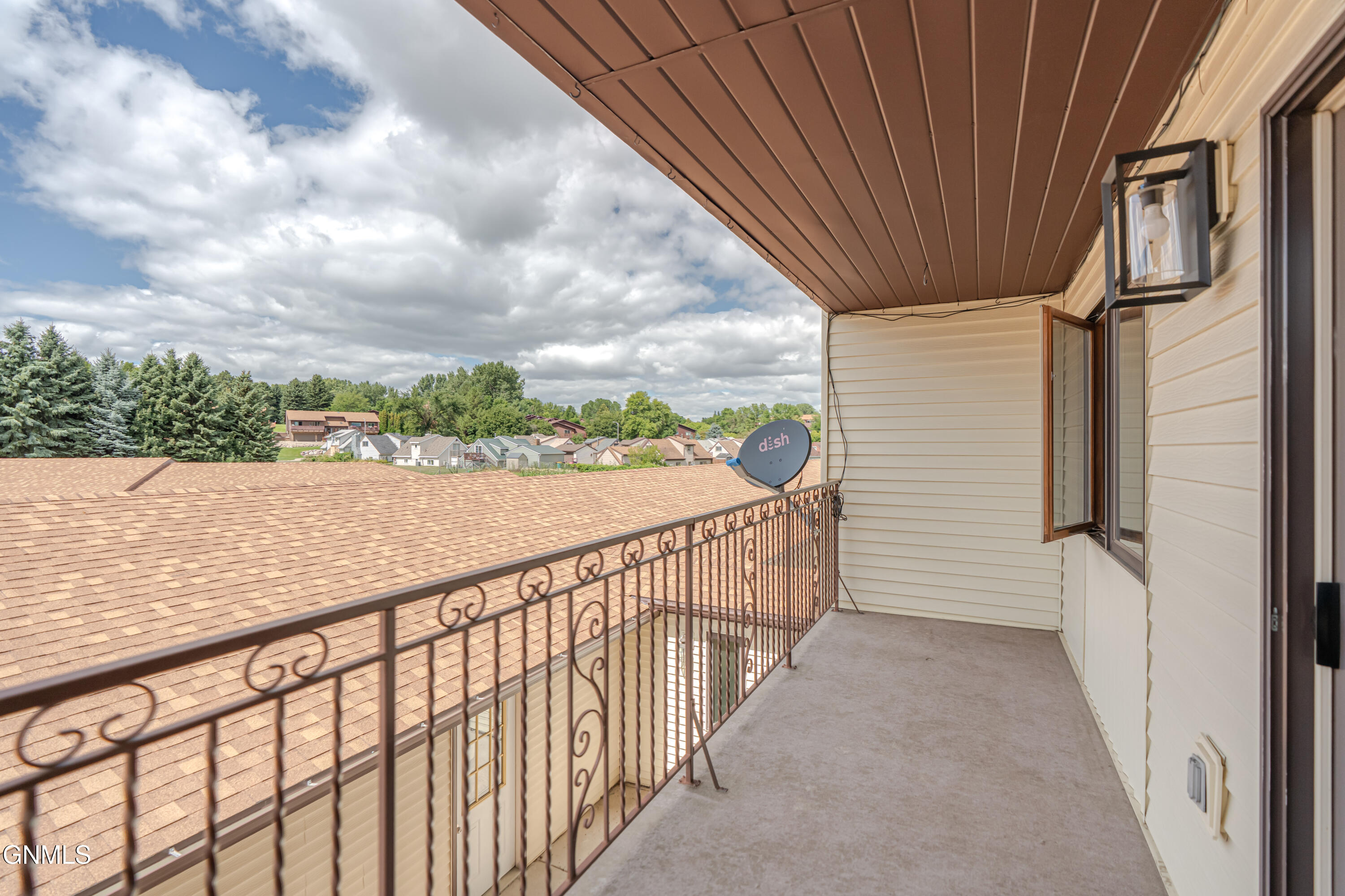 property viewer photo 28