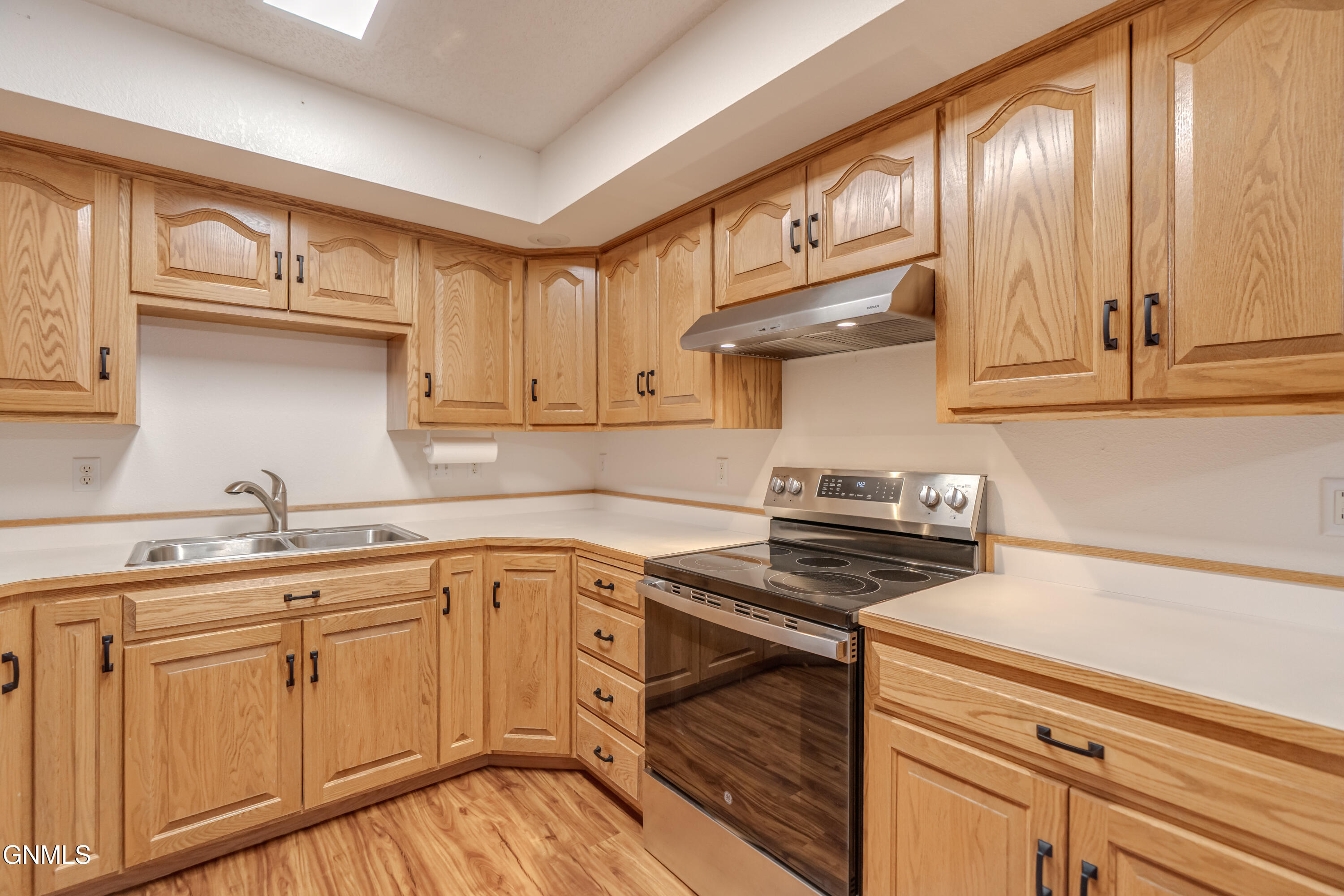 property viewer photo 3