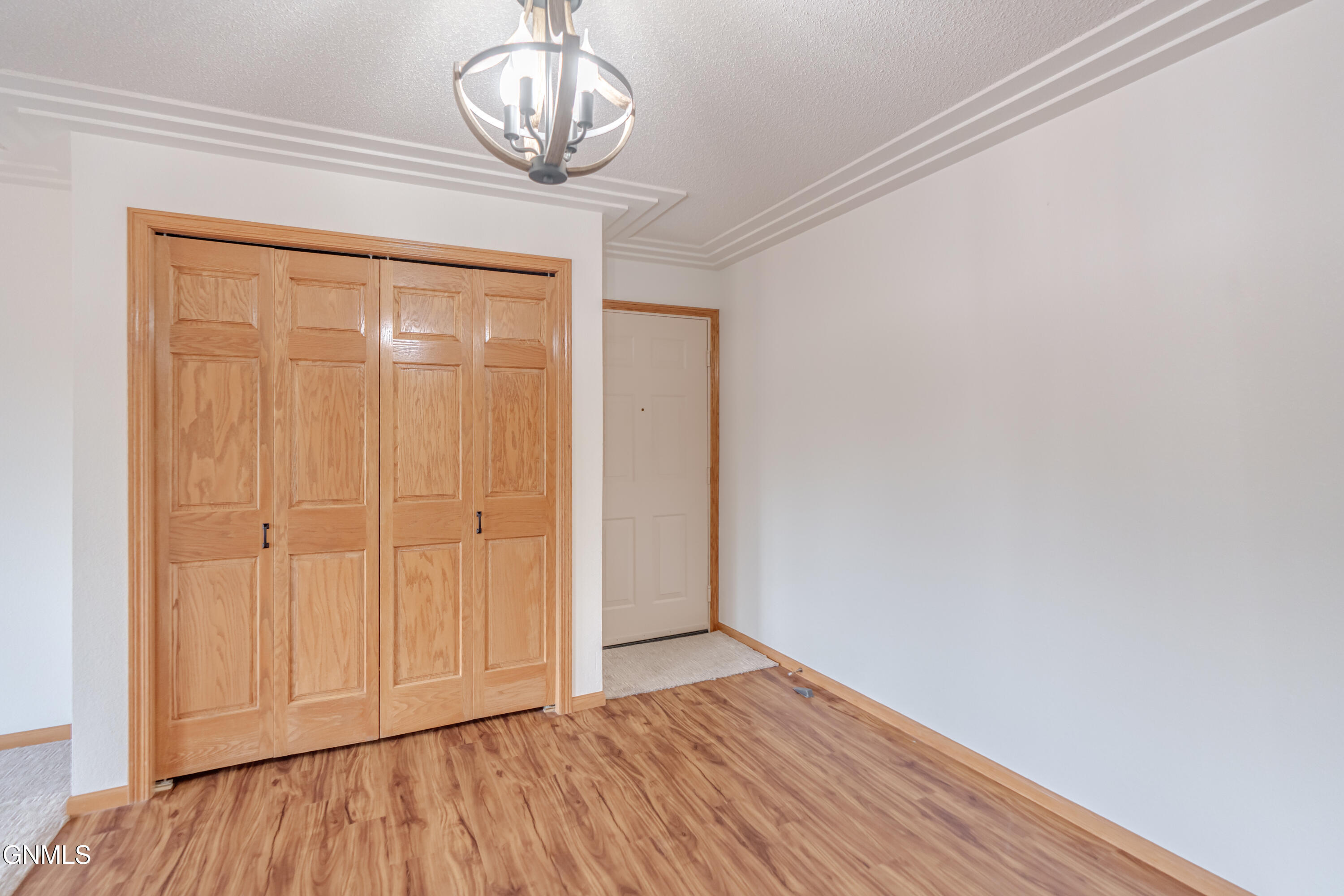 property viewer photo 31