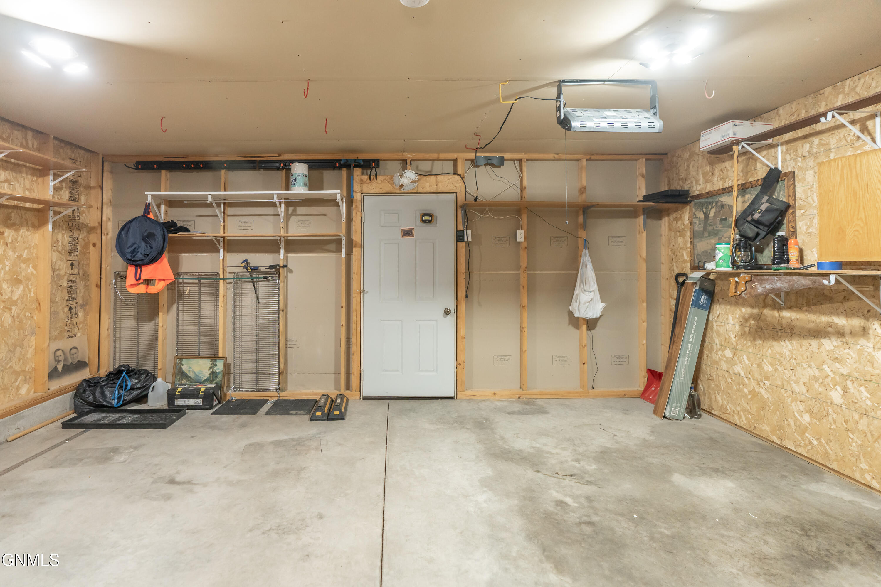 property viewer photo 40