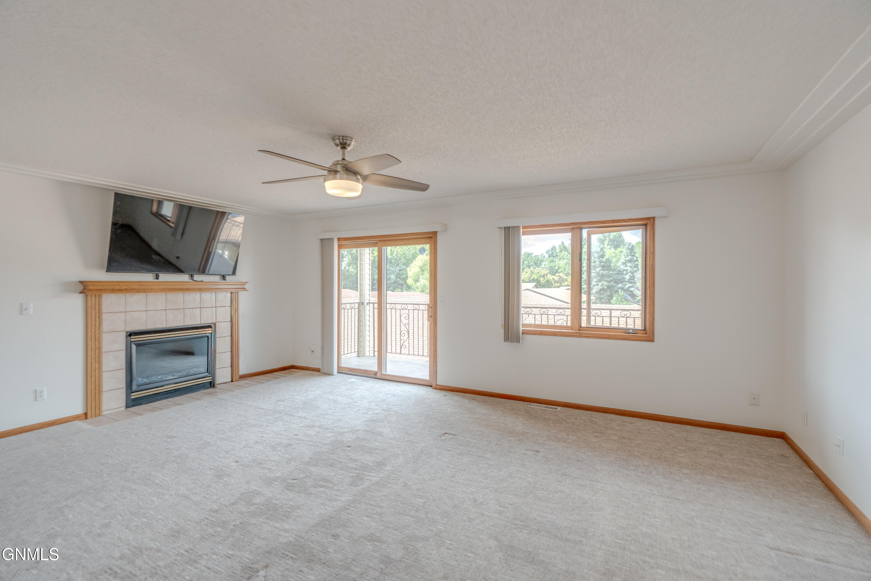 property viewer photo 8