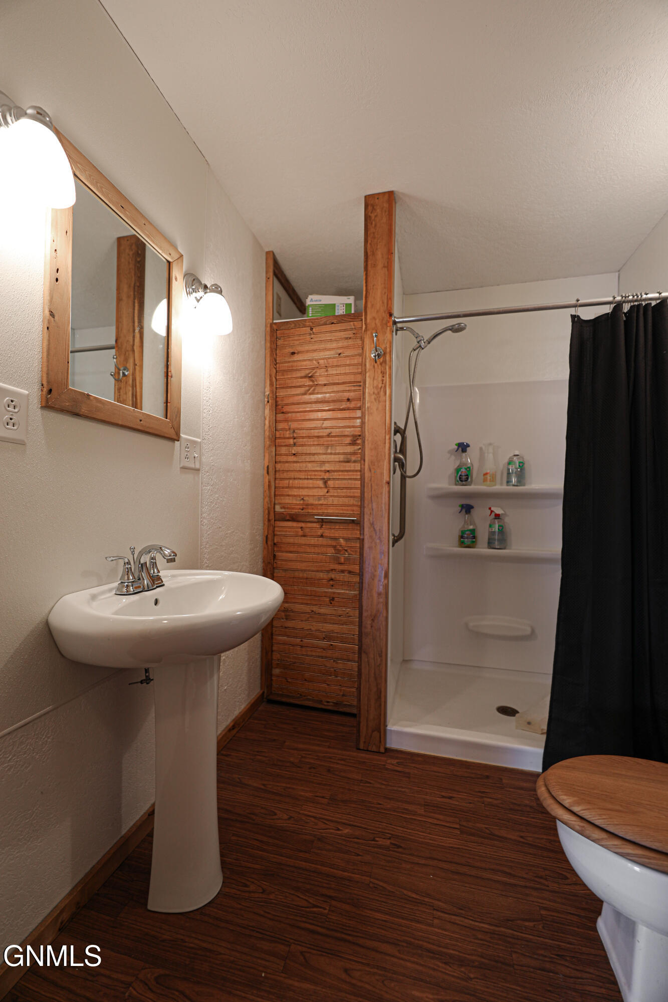 property viewer photo 10