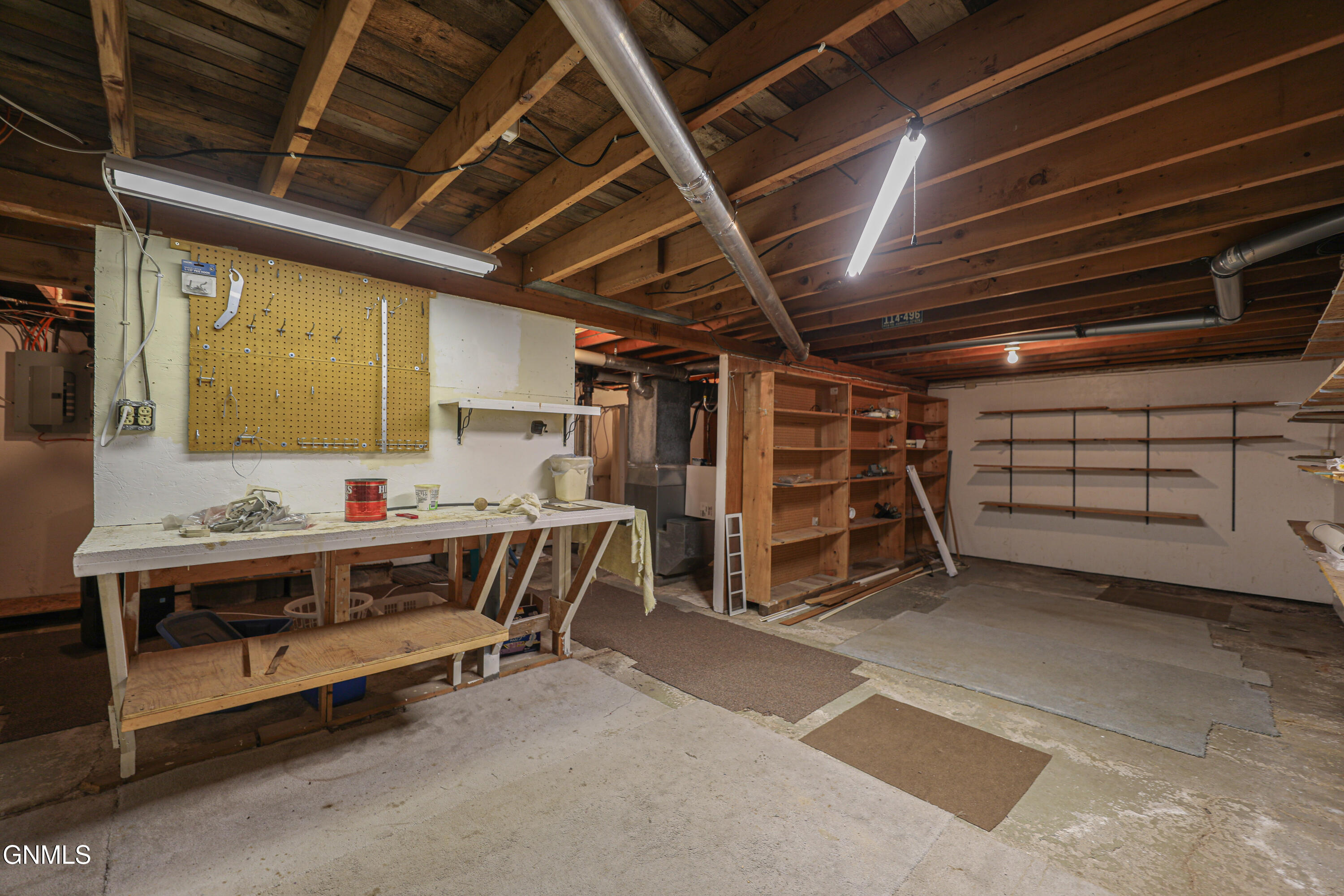property viewer photo 16