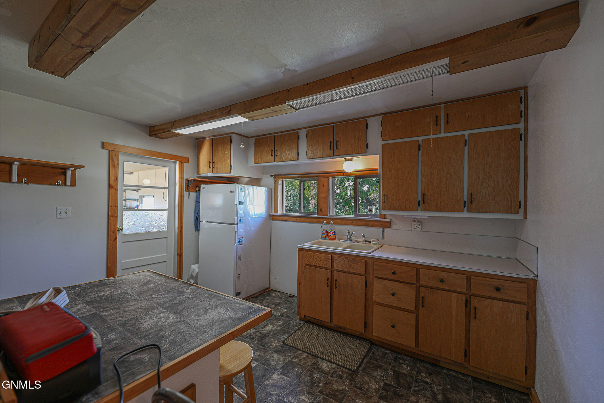 property viewer photo 4