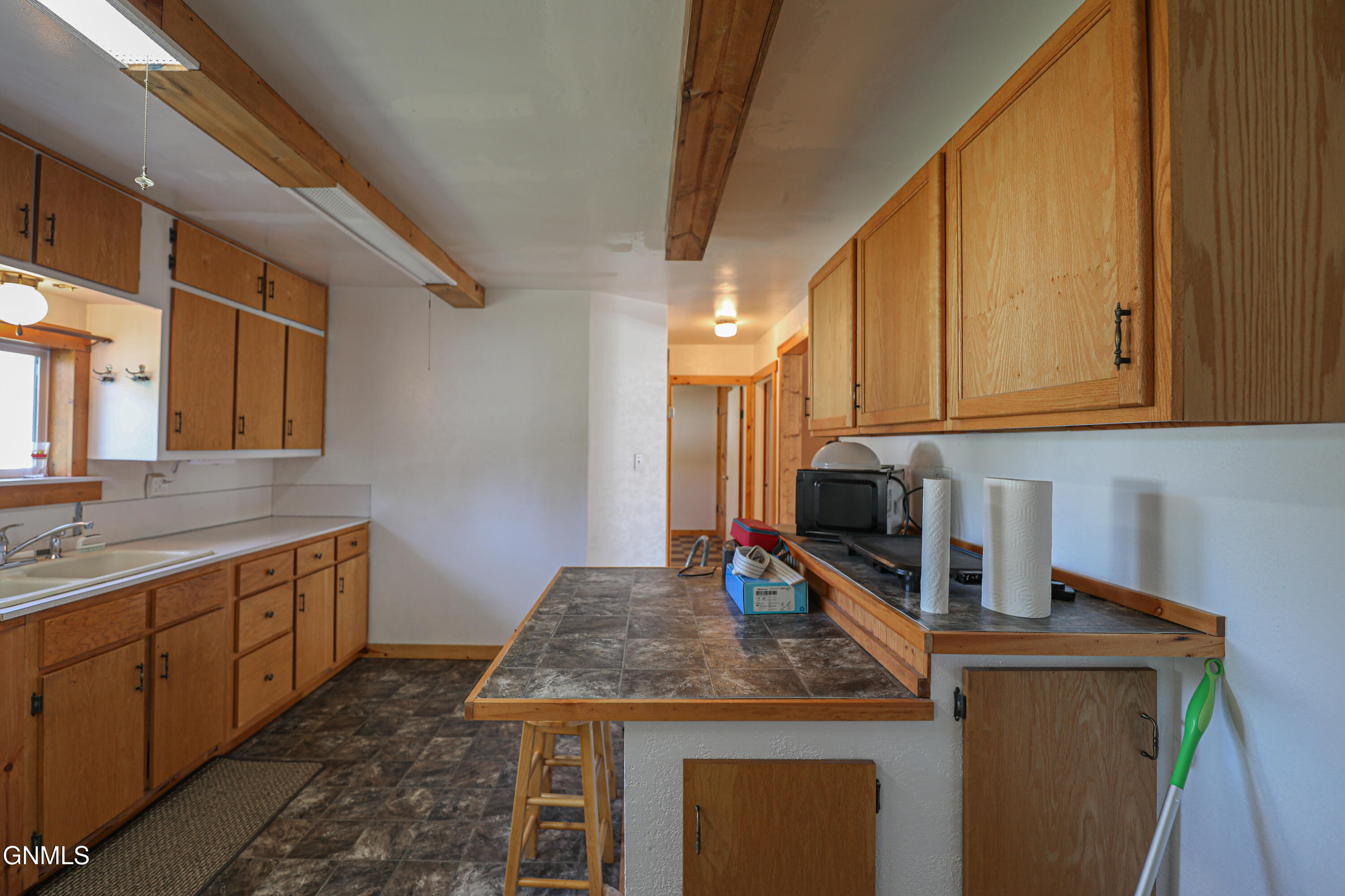 property viewer photo 6