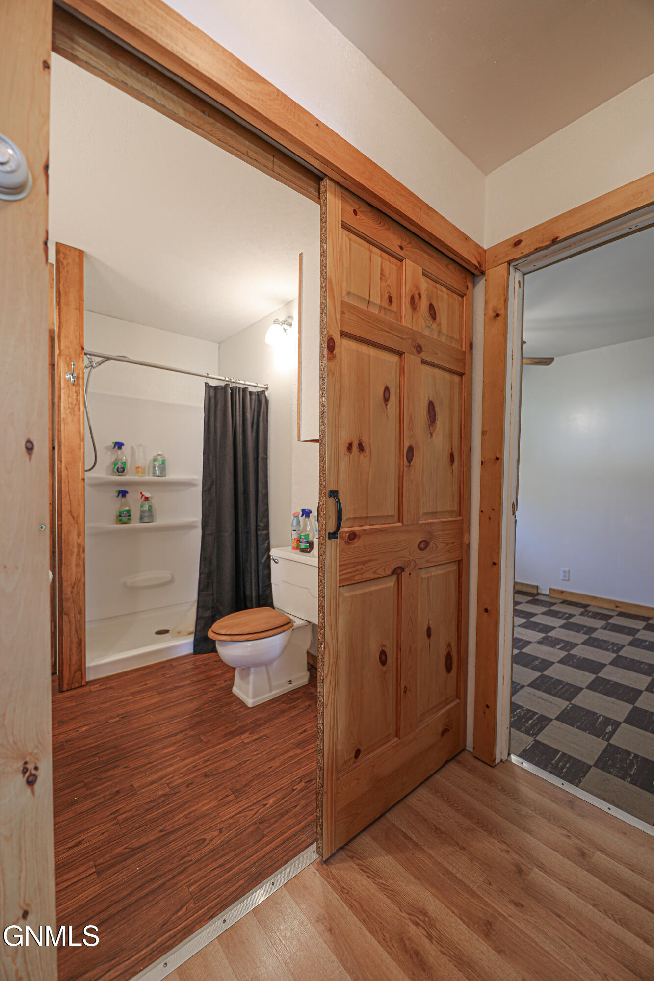 property viewer photo 8