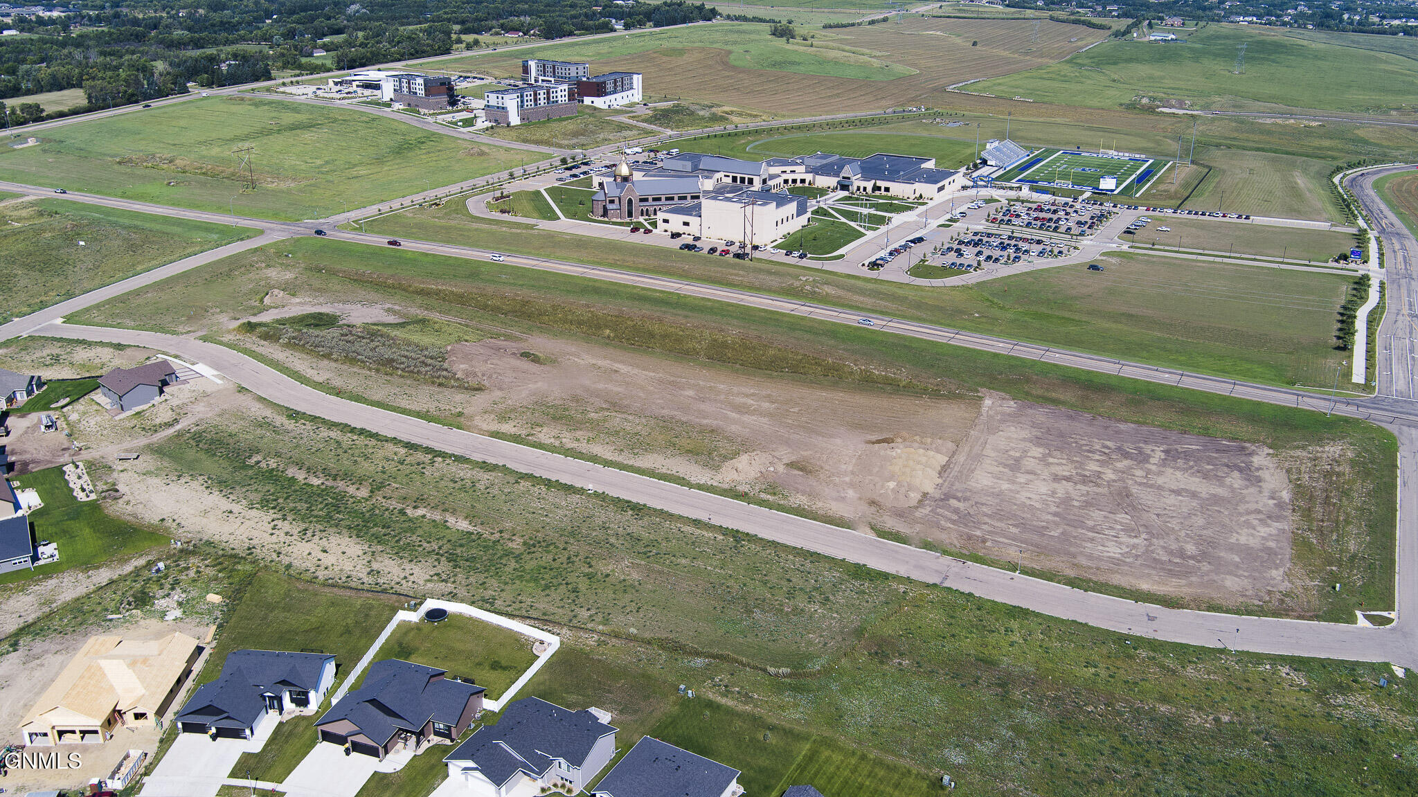 main property photo 4