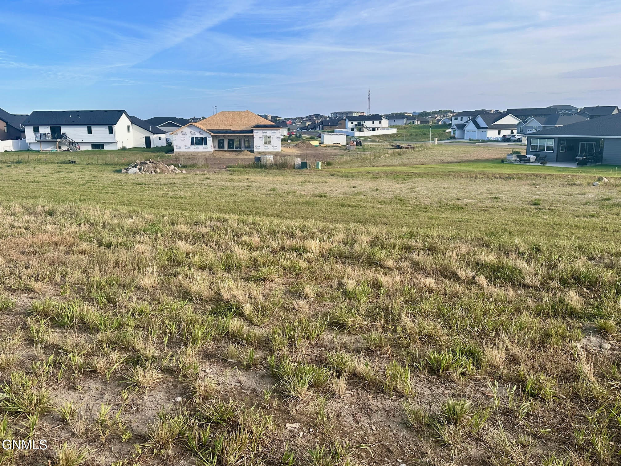 main property photo 7