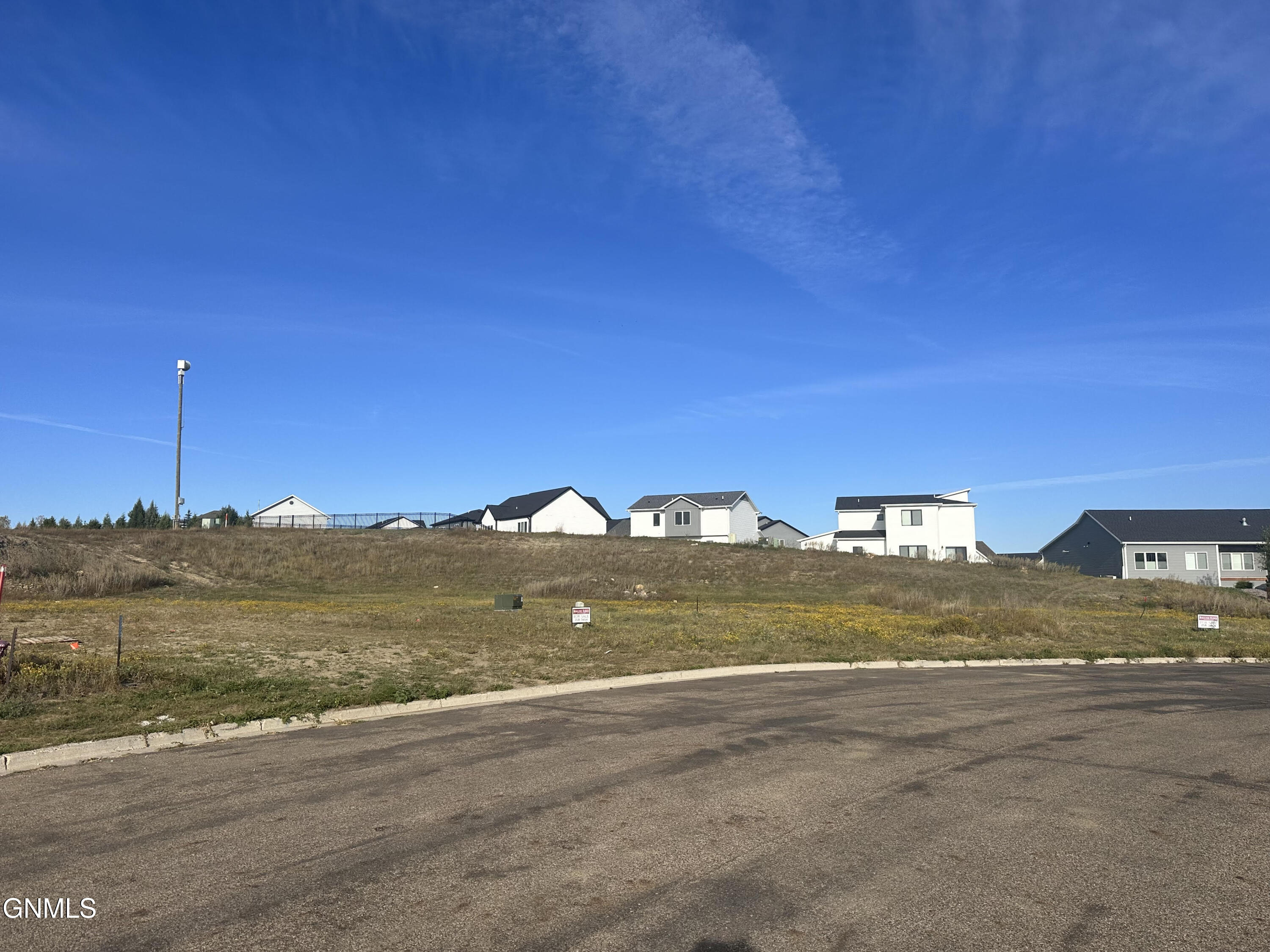 main property photo 0