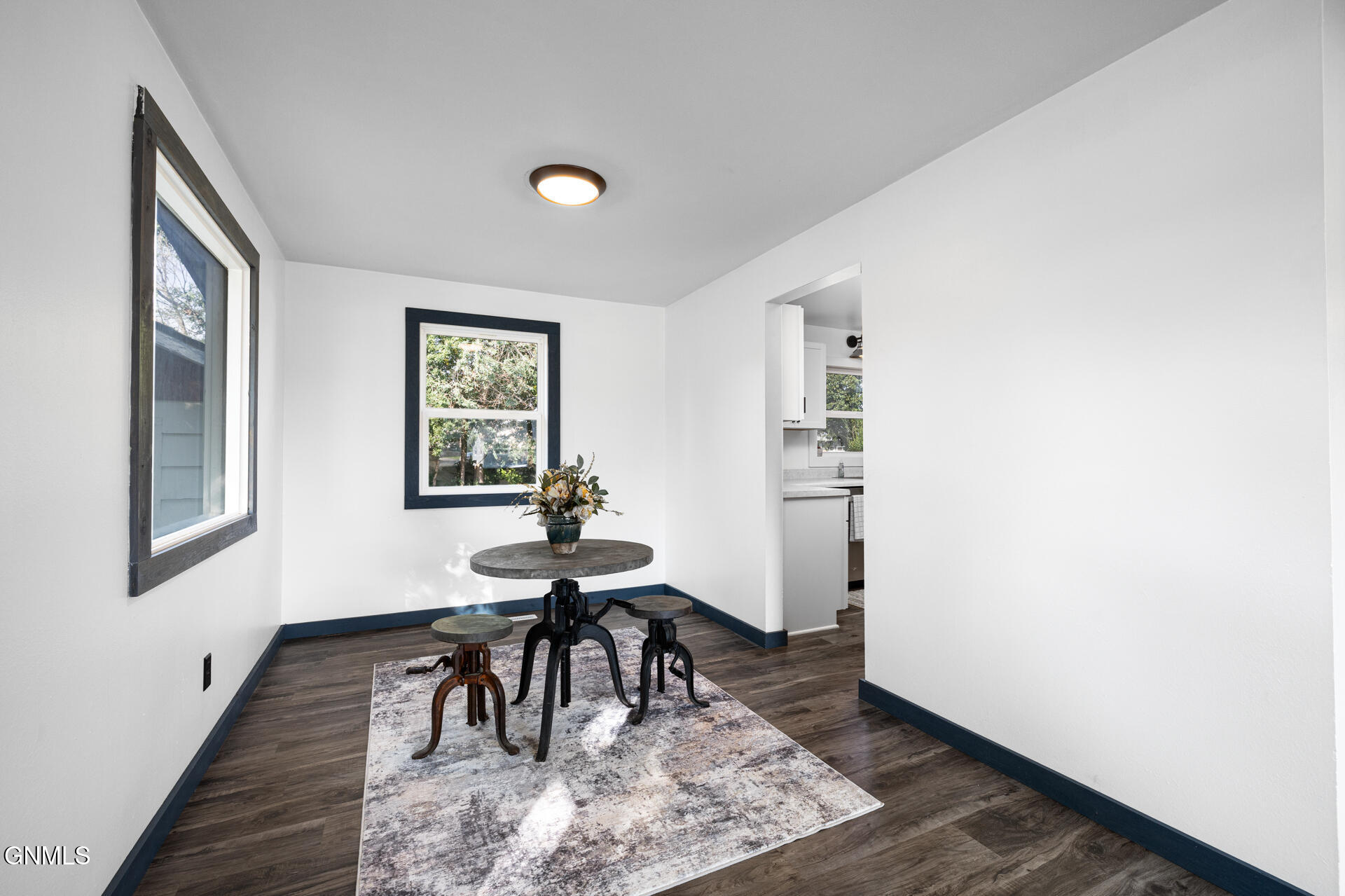 property viewer photo 11