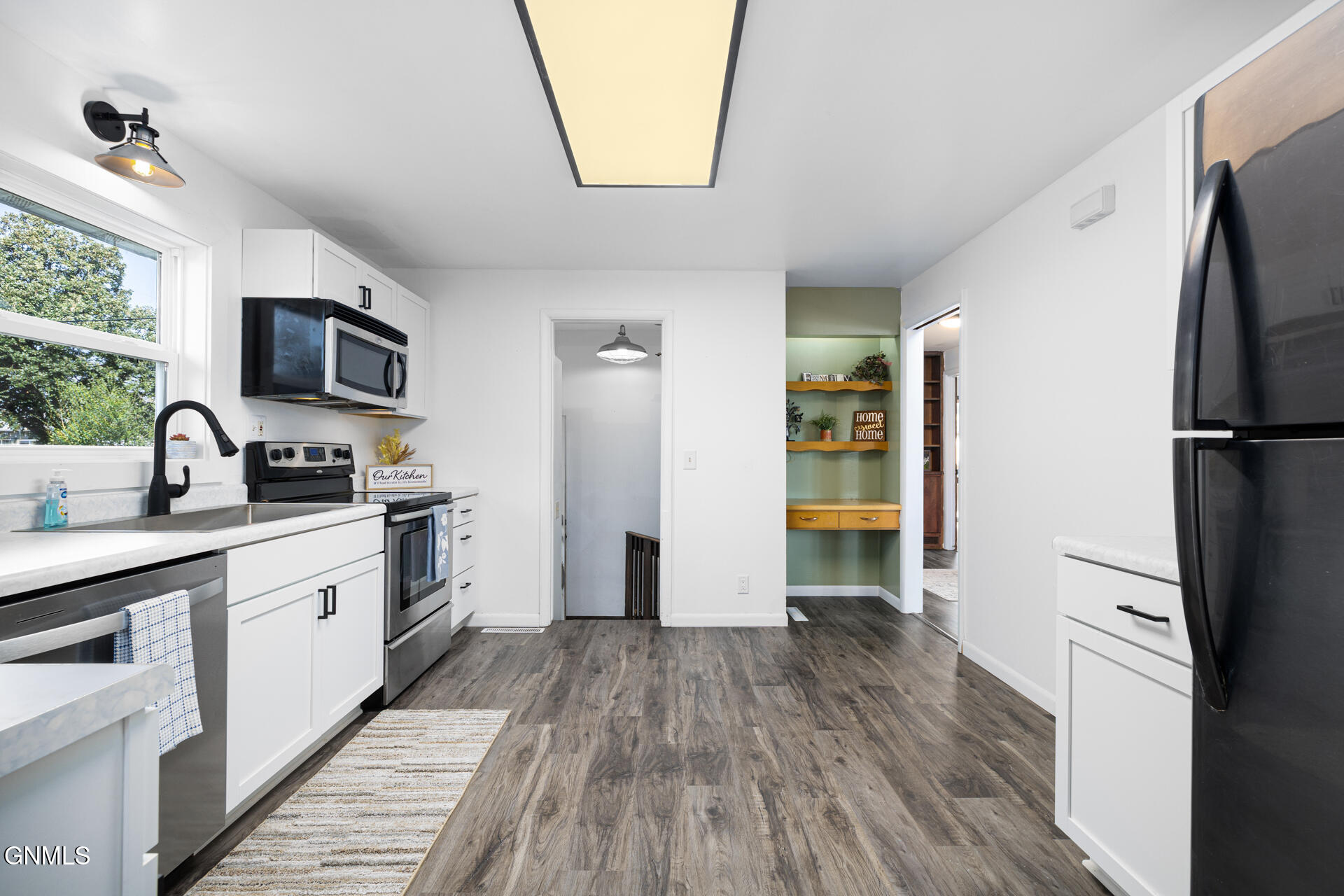 property viewer photo 14