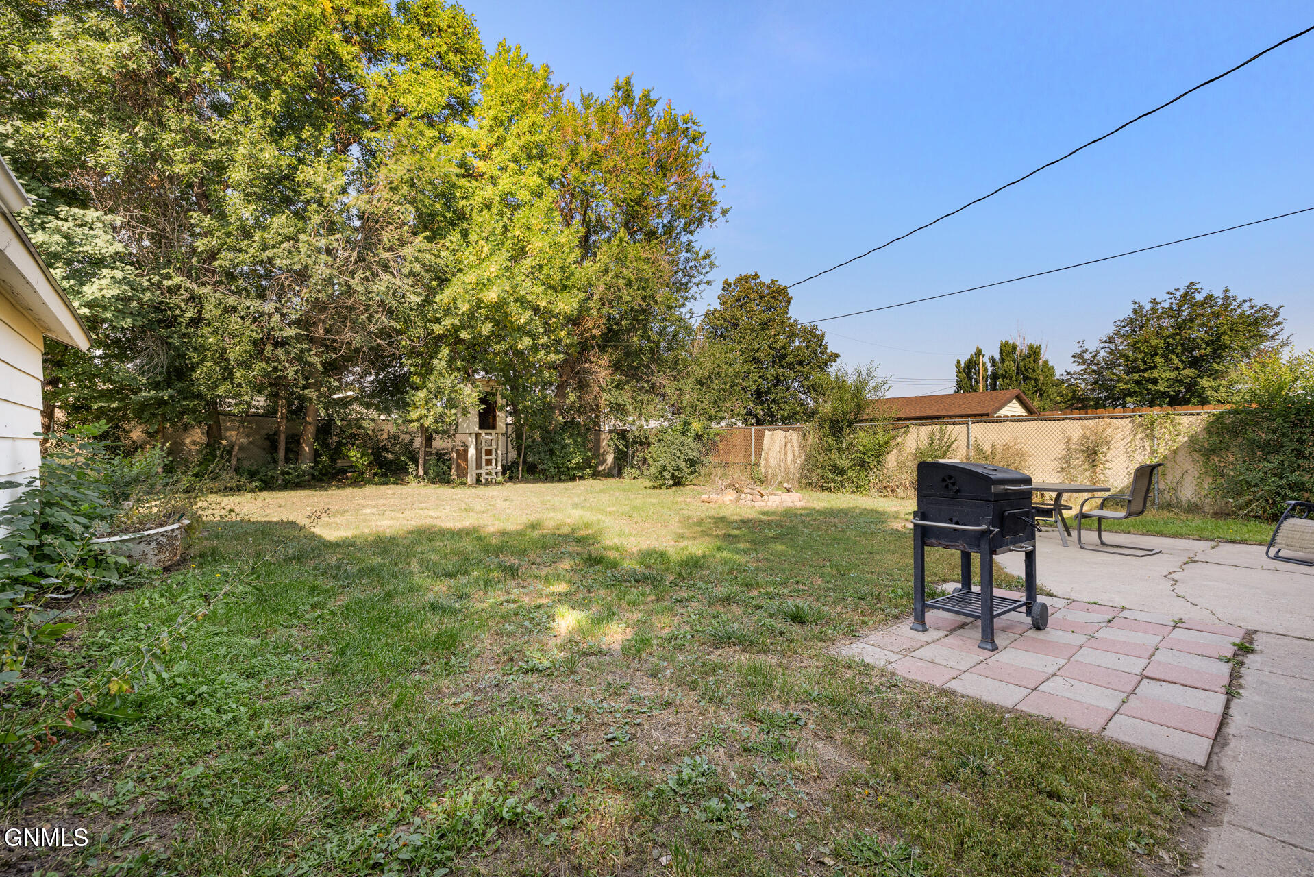 property viewer photo 37
