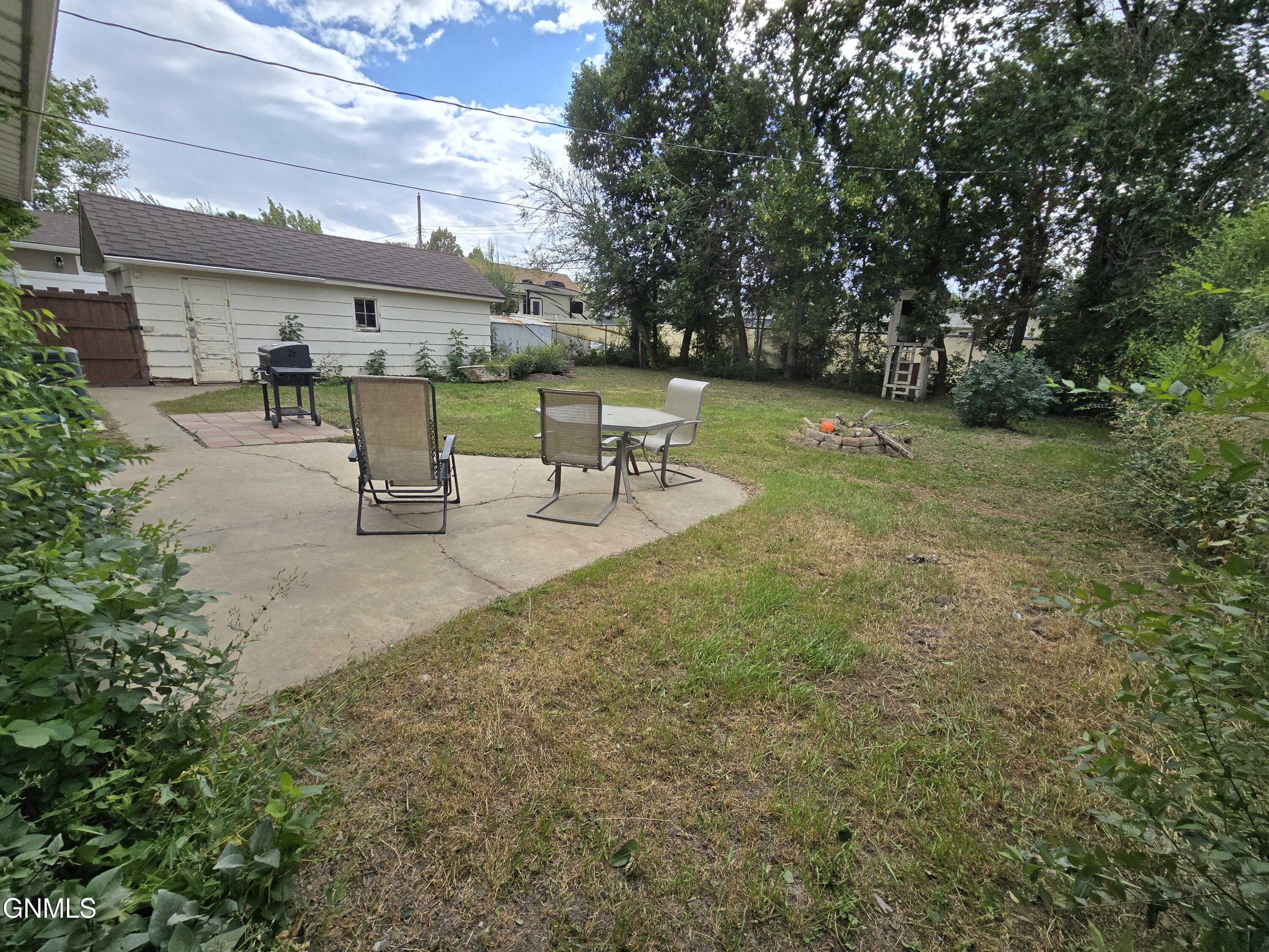 property viewer photo 38
