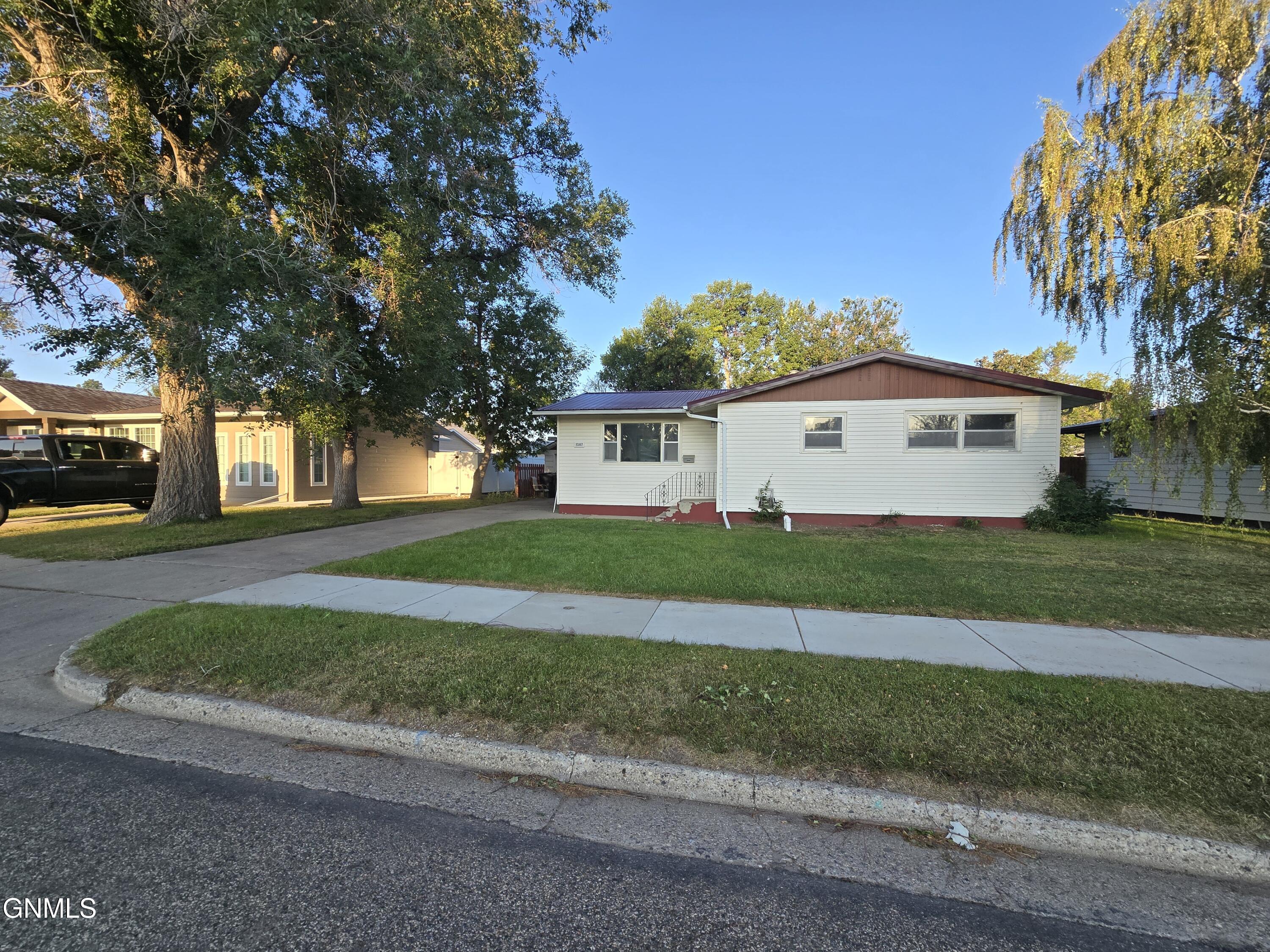 property viewer photo 41