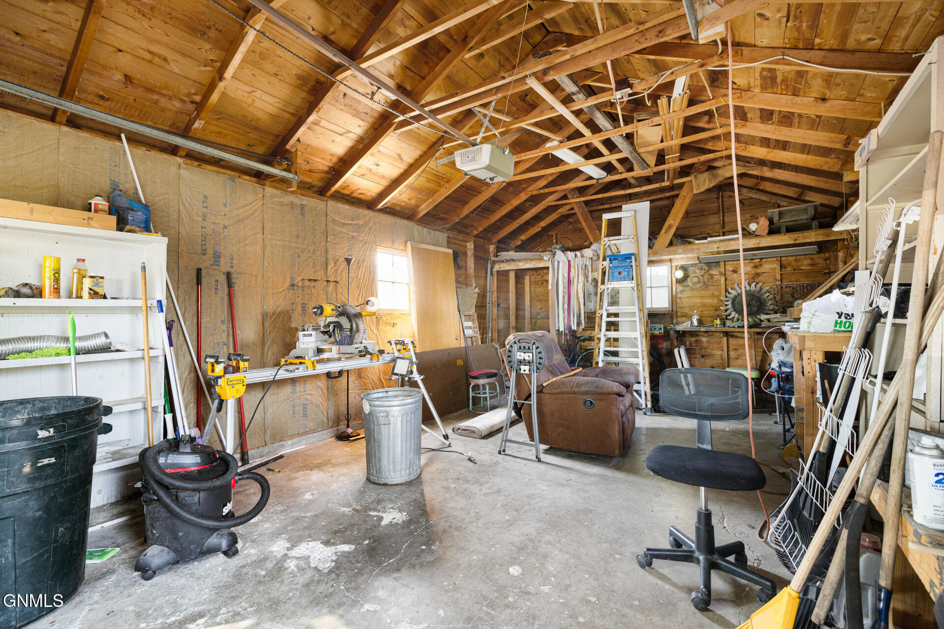 property viewer photo 43