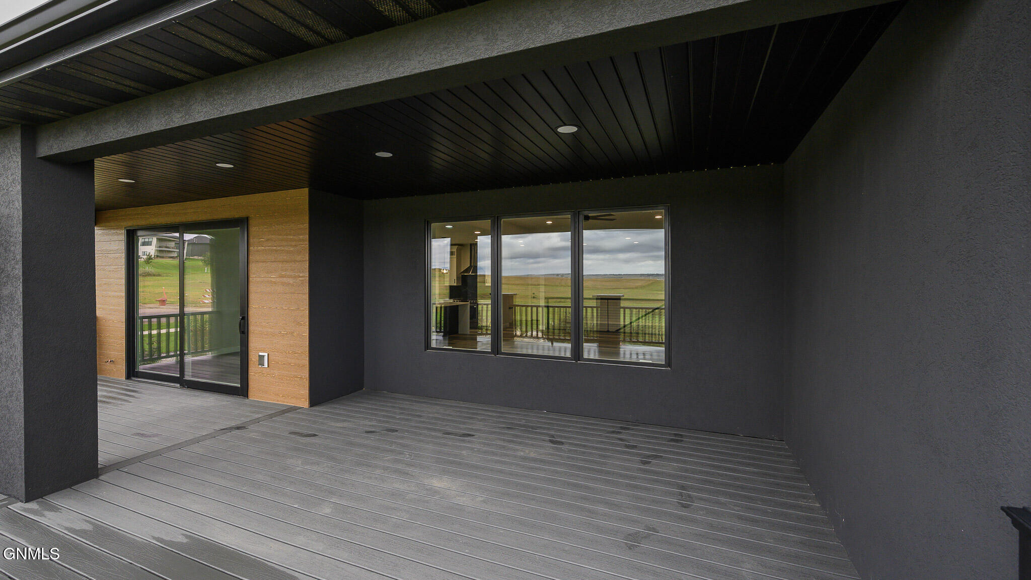 main property photo 53