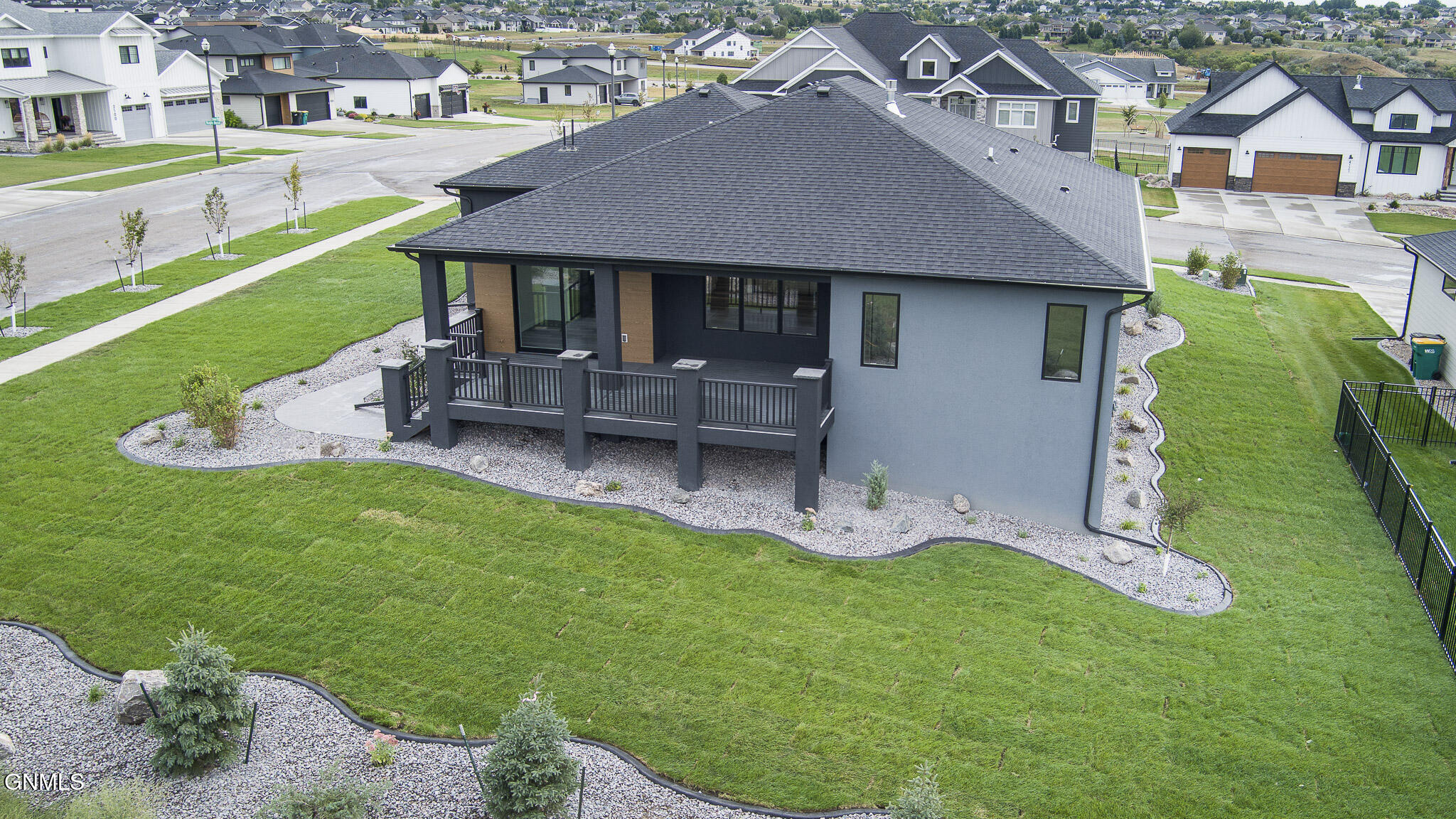 main property photo 58