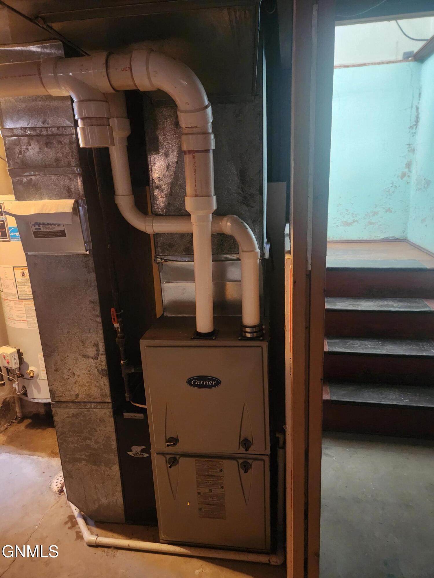 main property photo 26