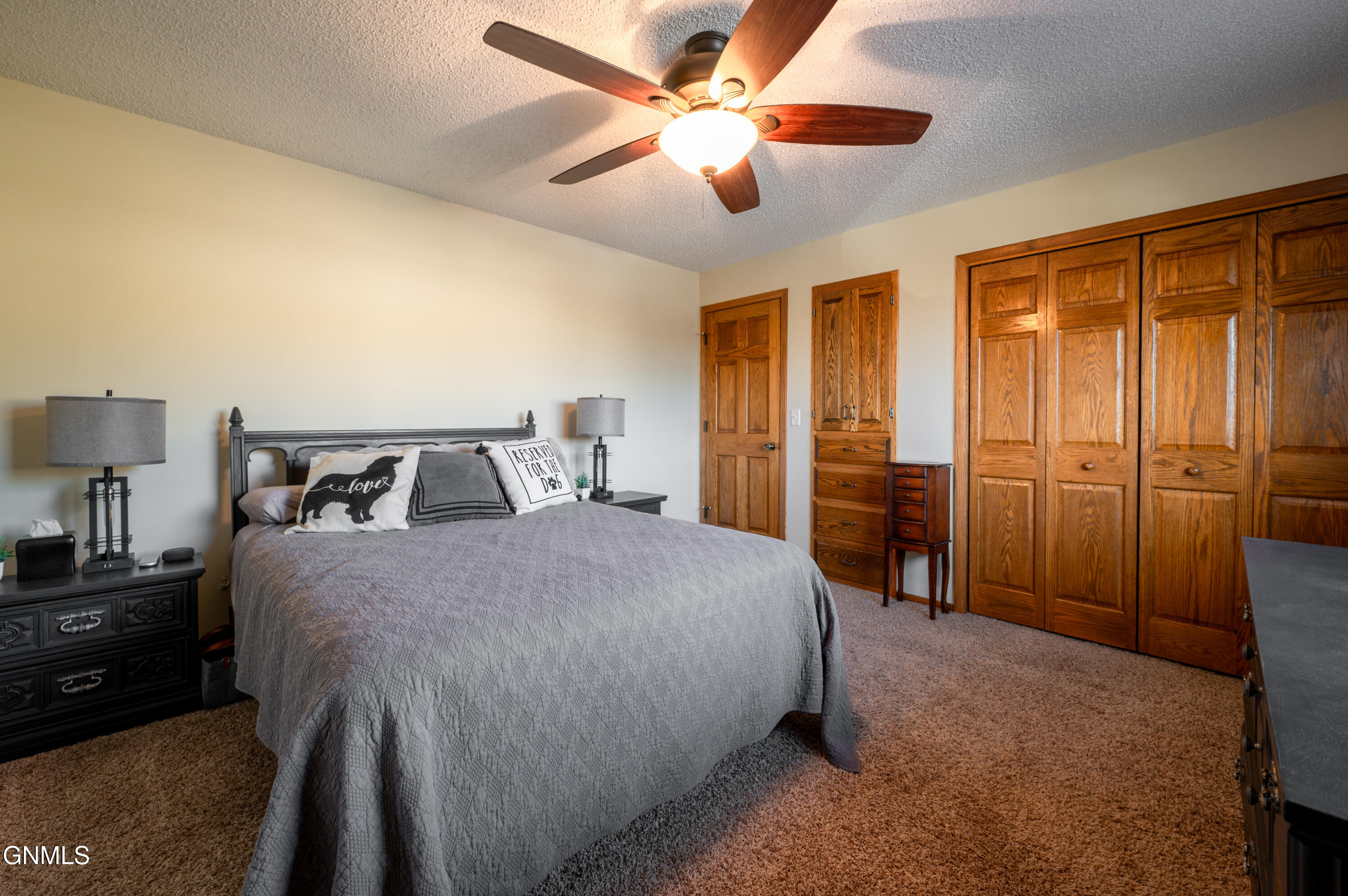 property viewer photo 37