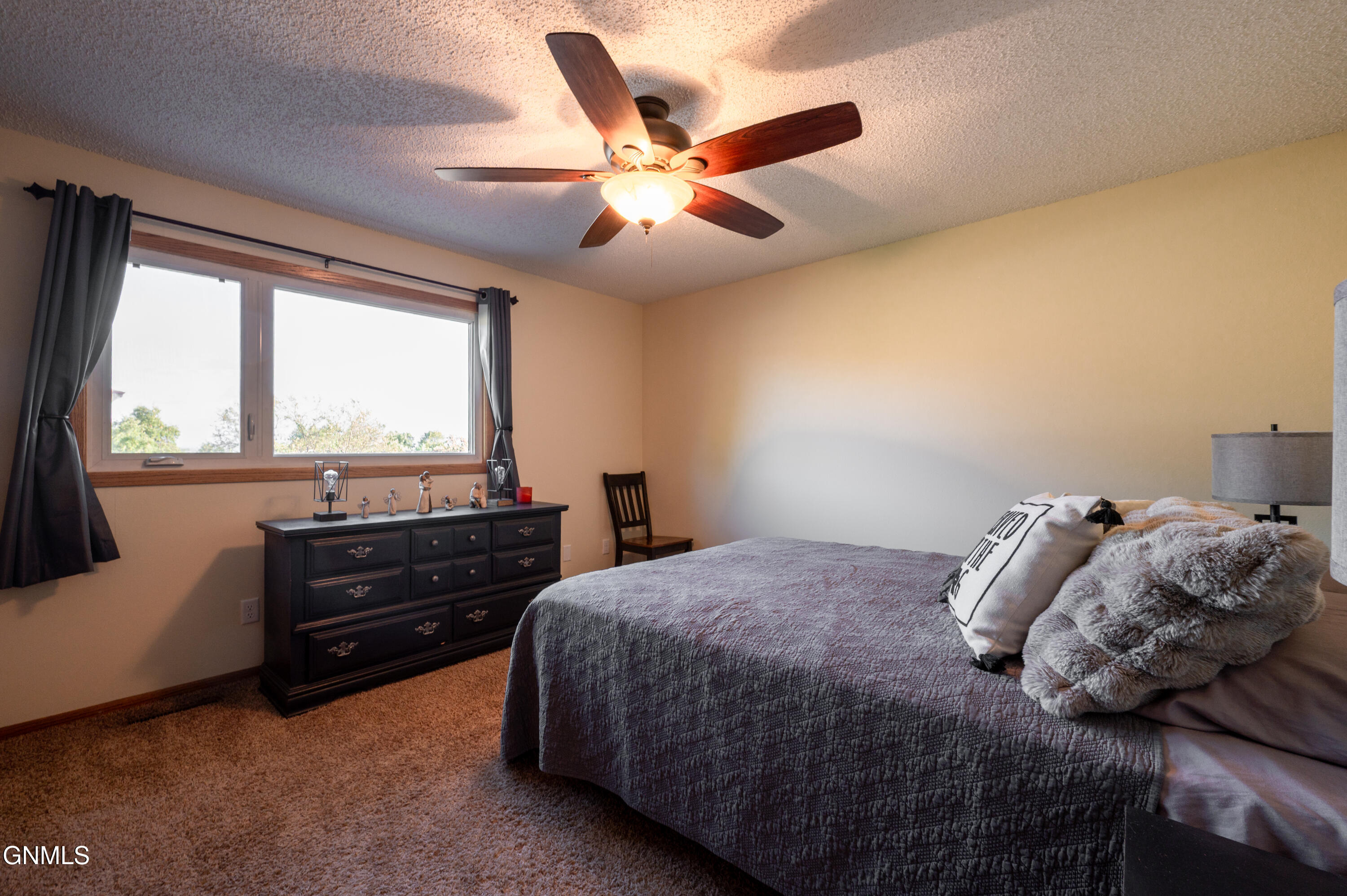 property viewer photo 38