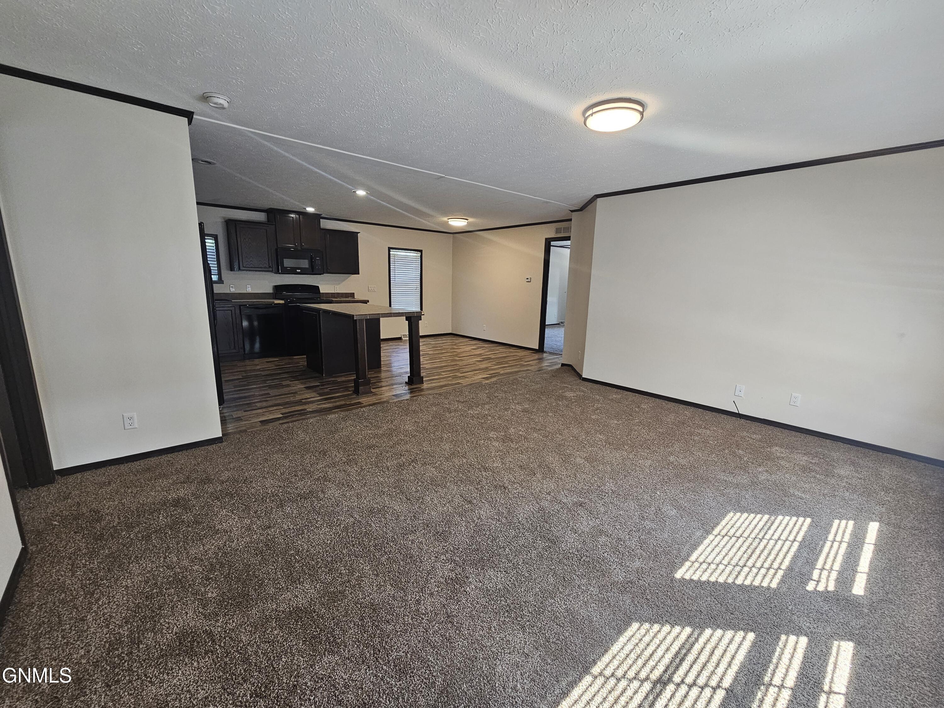 property viewer photo 16