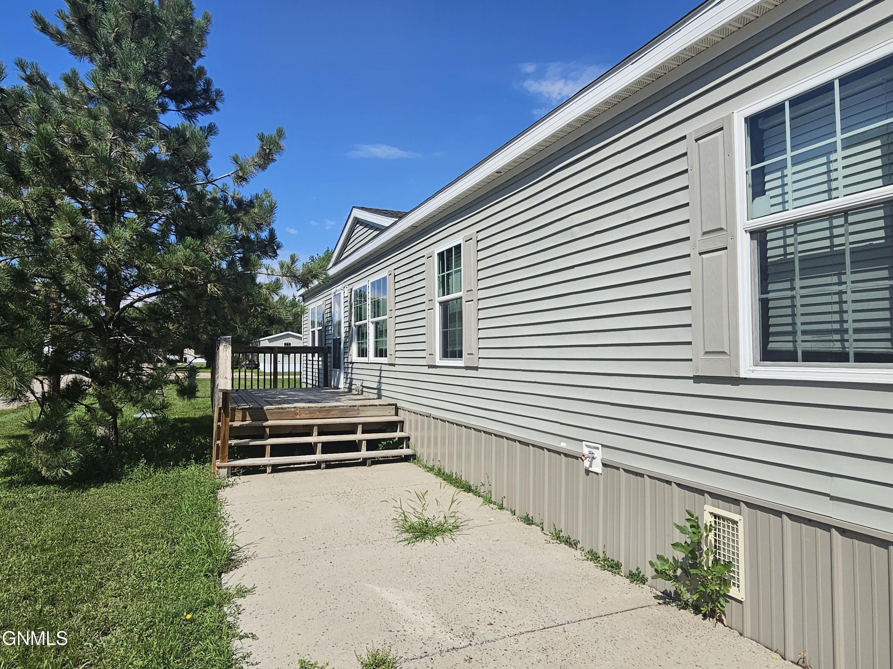 property viewer photo 3