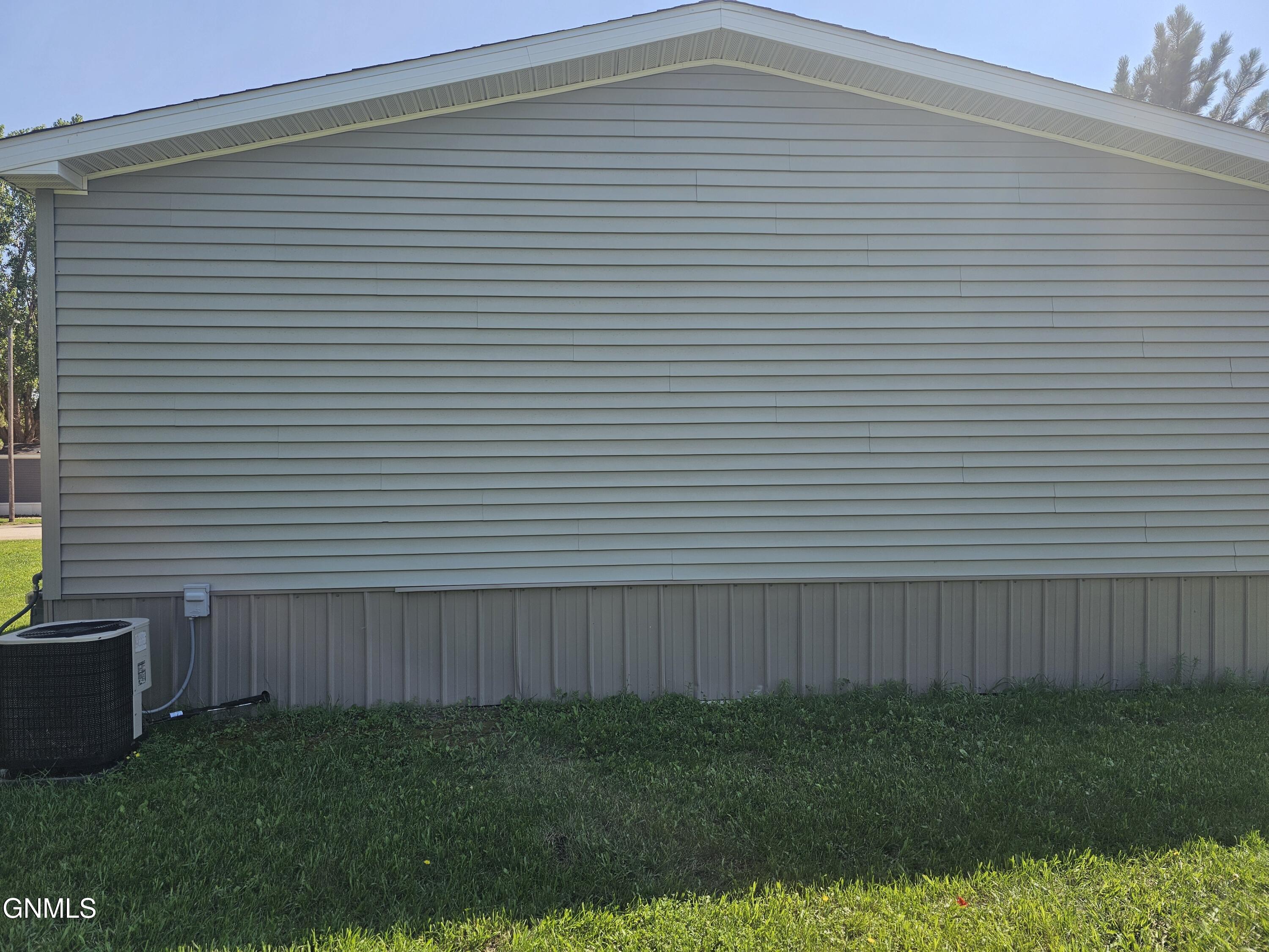 property viewer photo 4