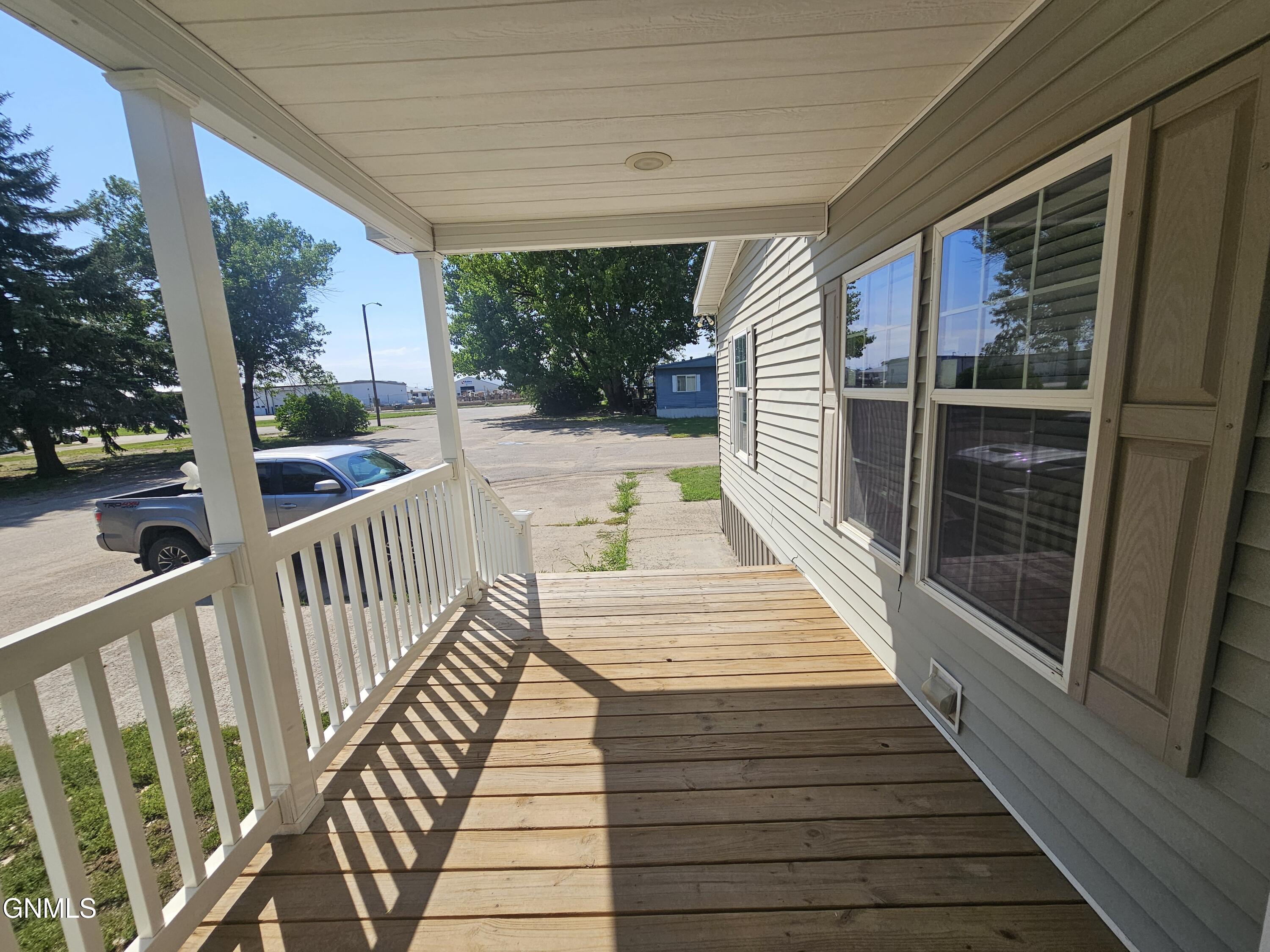property viewer photo 8
