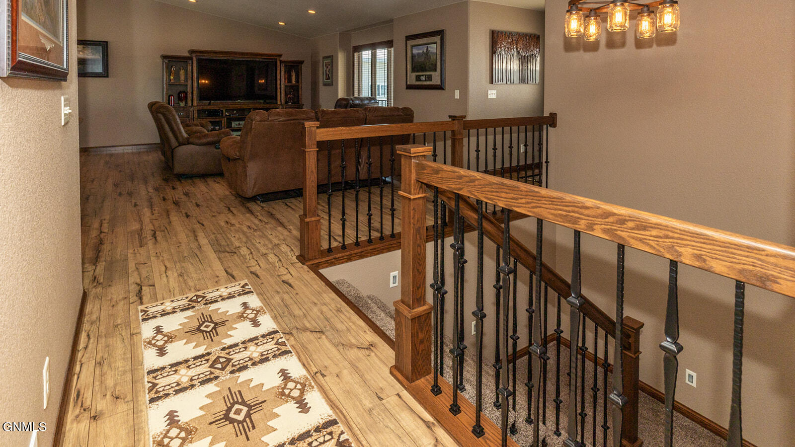 property viewer photo 12