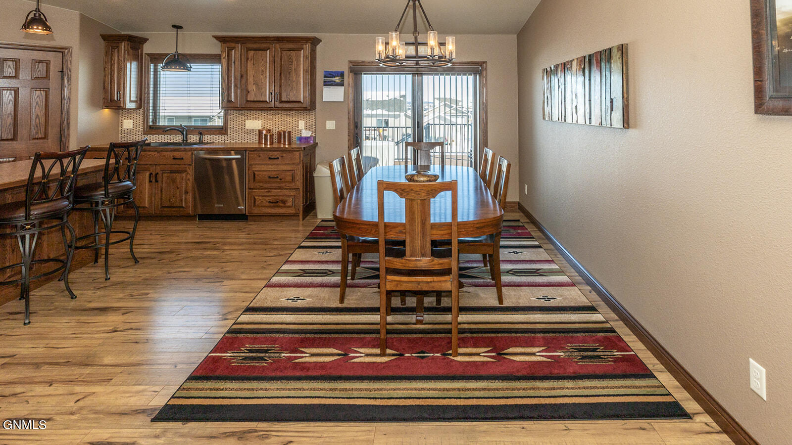 property viewer photo 13