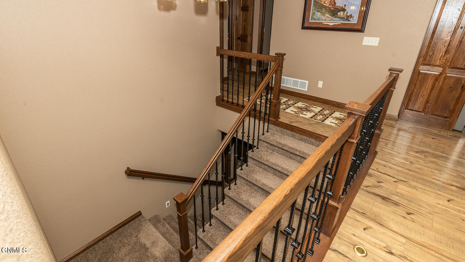 property viewer photo 27