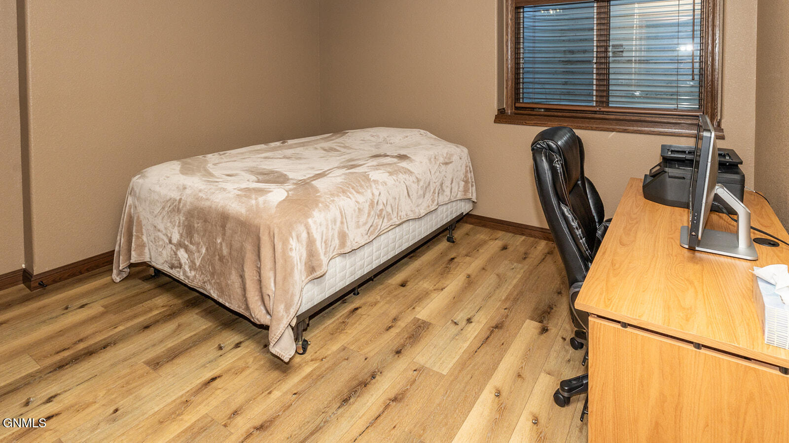 property viewer photo 37