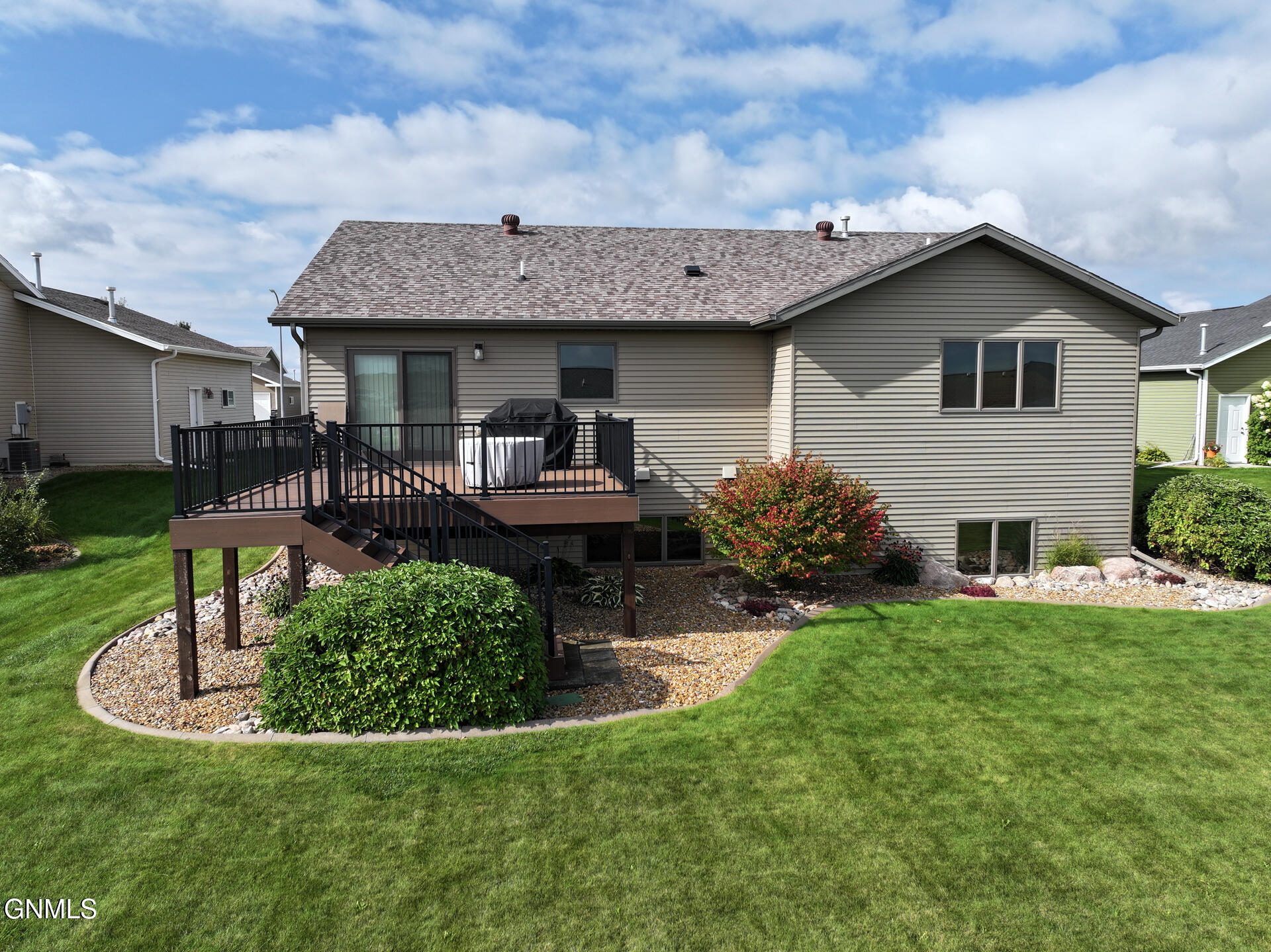 property viewer photo 49