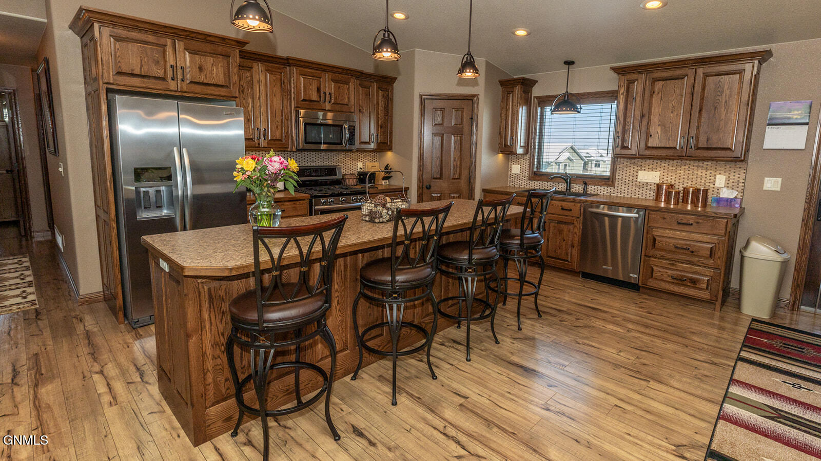property viewer photo 5