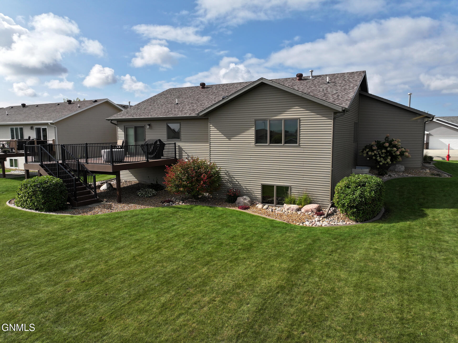 property viewer photo 50