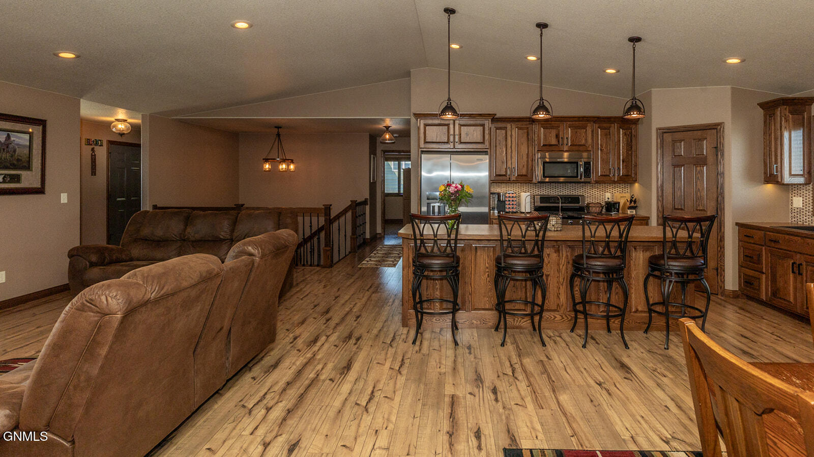 property viewer photo 8