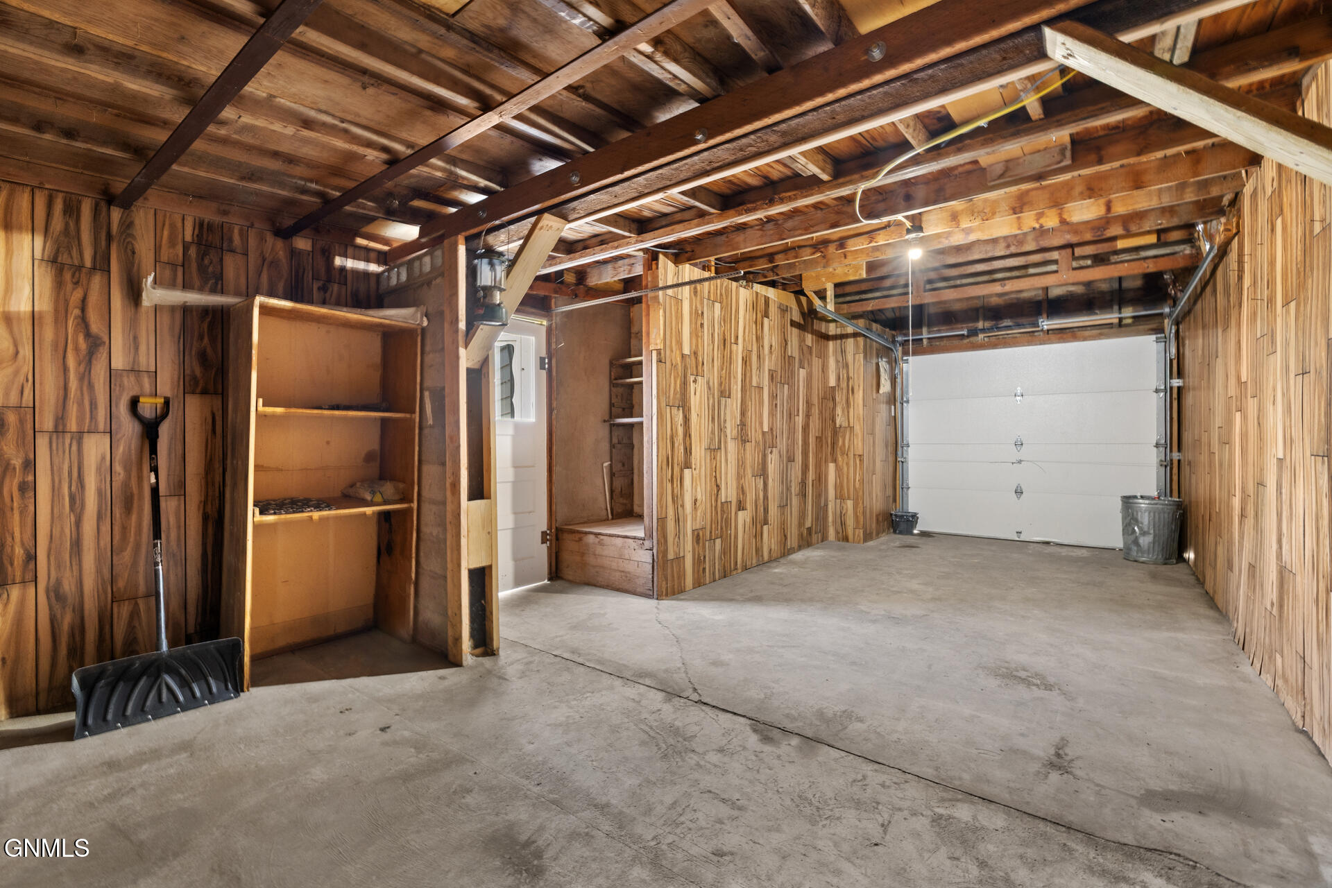 property viewer photo 15