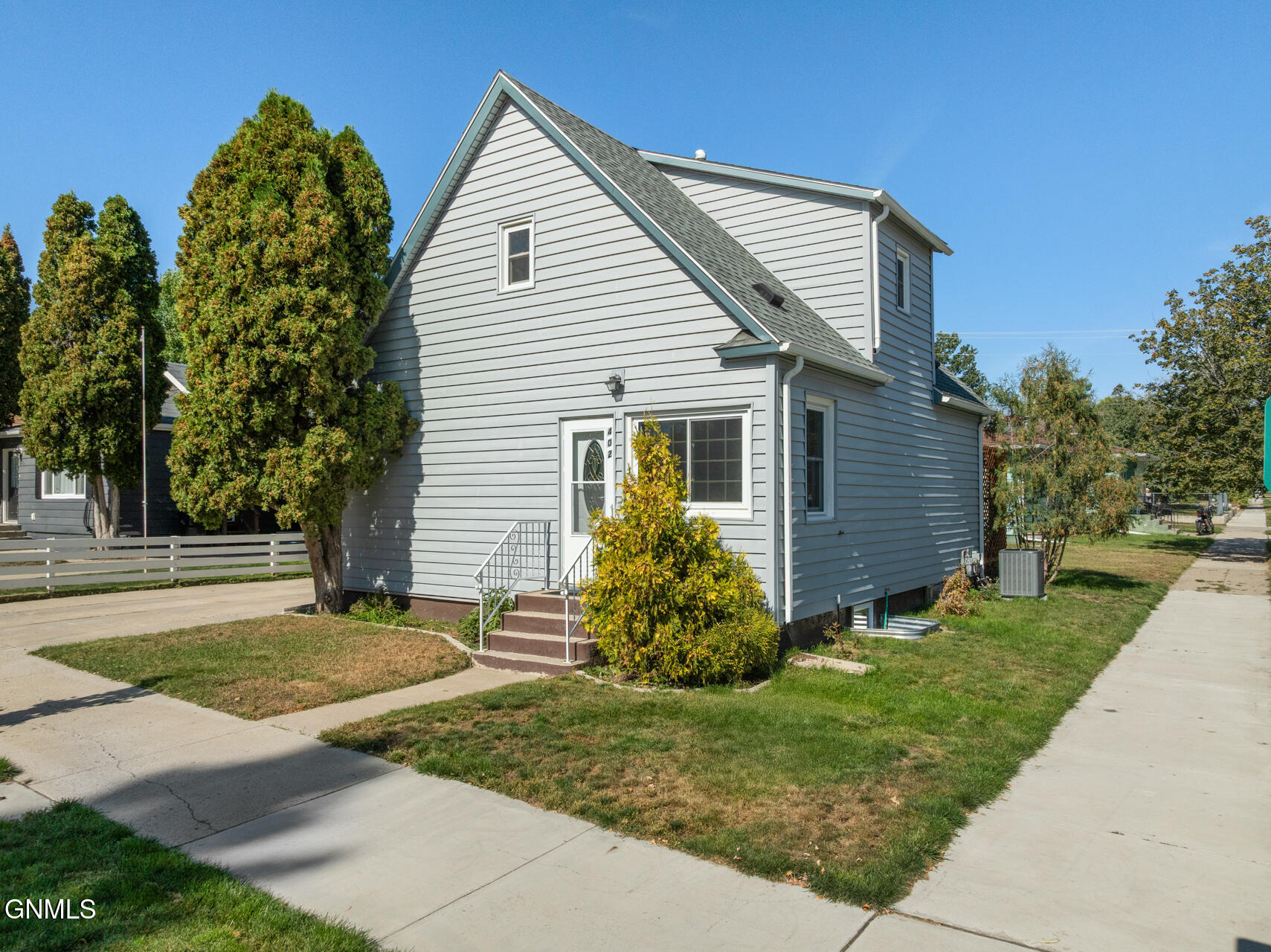 property viewer photo 3