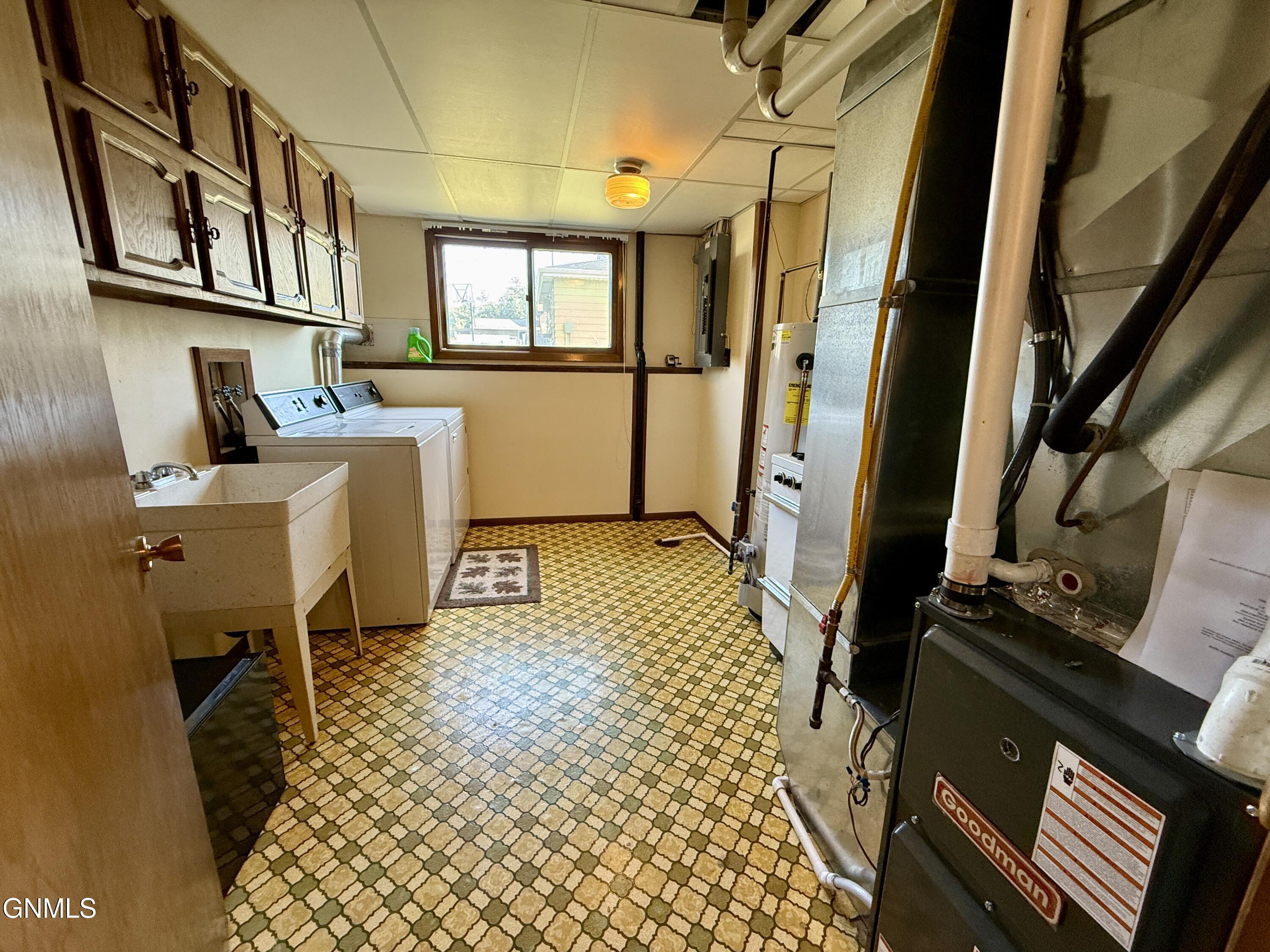 property viewer photo 19