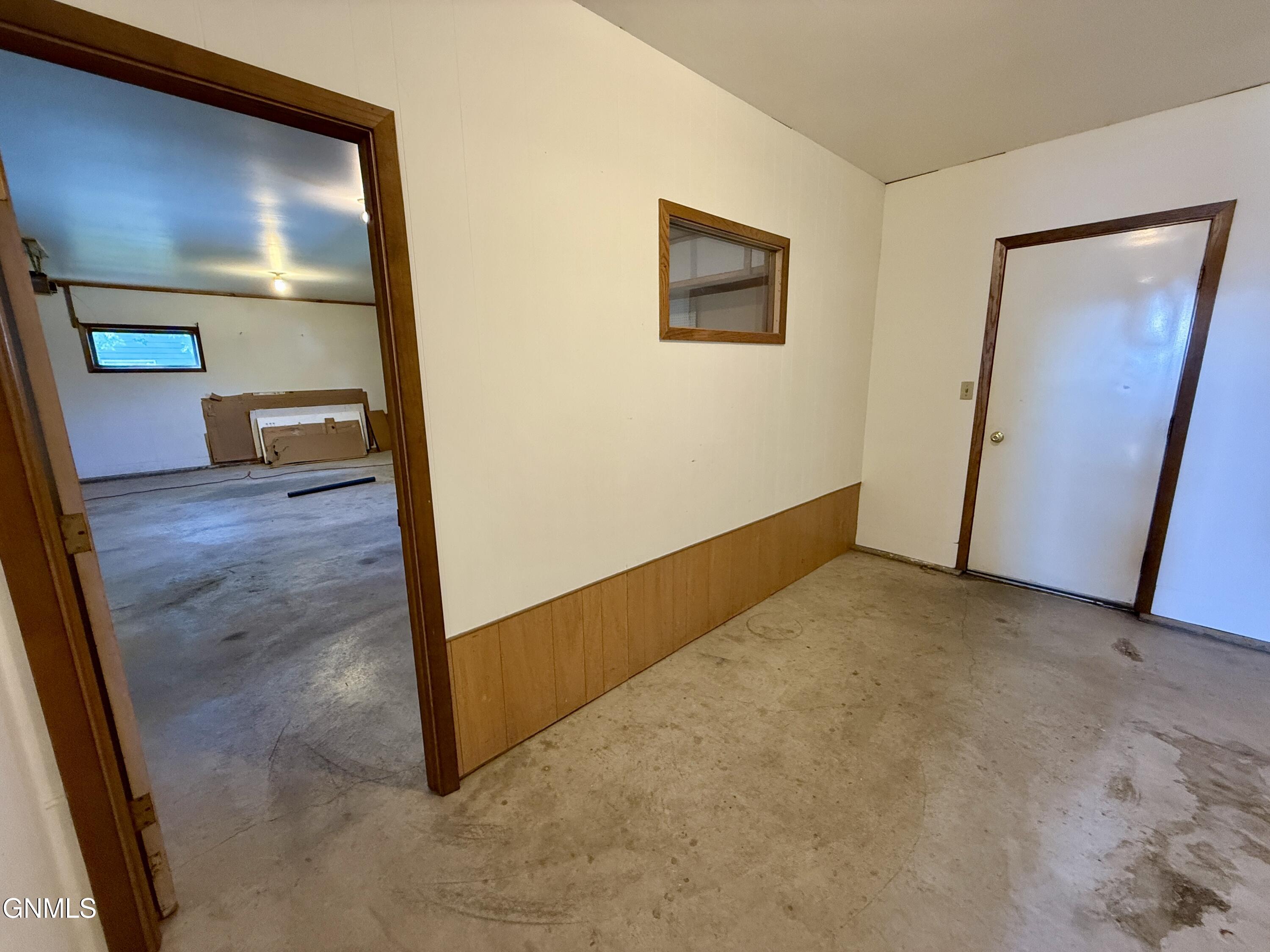 property viewer photo 20